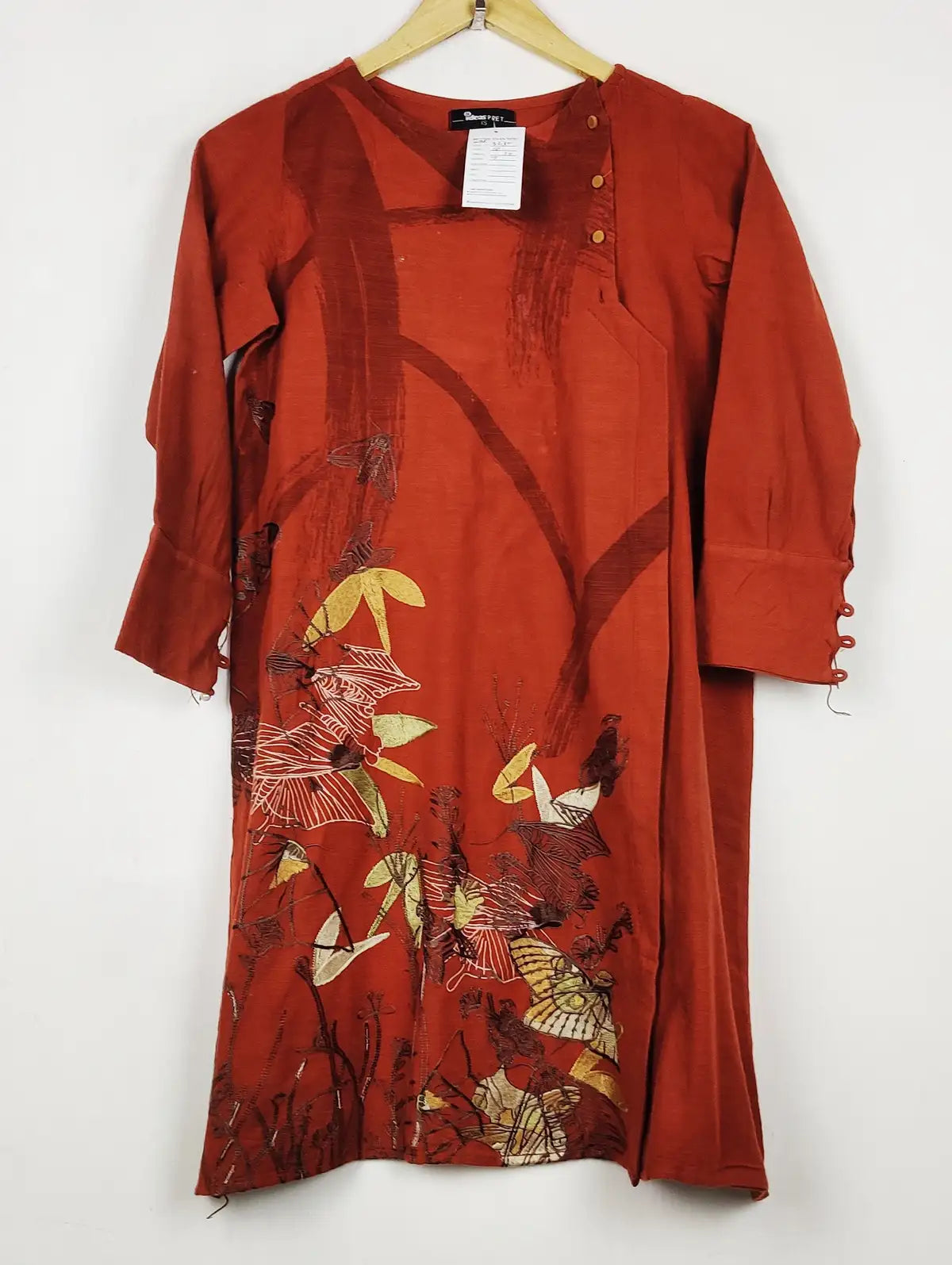 Buy online pre-used pre-loved 100% authentic & Original branded Gul Ahmed (WBK-3630) available in Pakistan. Top international brands avilable.
