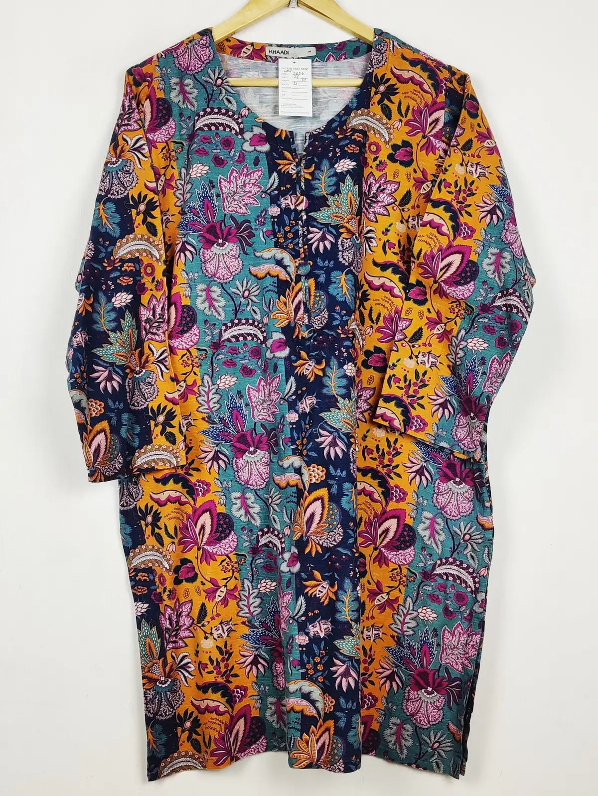 Buy online pre-used pre-loved 100% authentic & Original branded Khaadi (WBK-3636) available in Pakistan. Top international brands avilable.