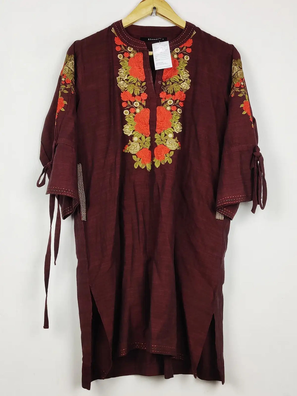 Buy online pre-used pre-loved 100% authentic & Original branded Khaadi (WBK-3639) available in Pakistan. Top international brands avilable.
