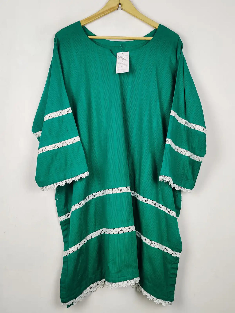 Buy online pre-used pre-loved 100% authentic & Original branded Unknown Brand (WBK-3663) available in Pakistan. Top international brands avilable.