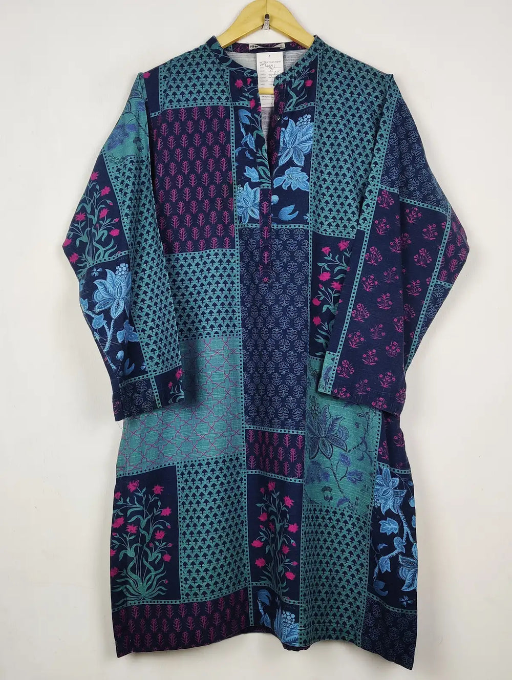 Buy online pre-used pre-loved 100% authentic & Original branded Khaadi (WBK-3671) available in Pakistan. Top international brands avilable.