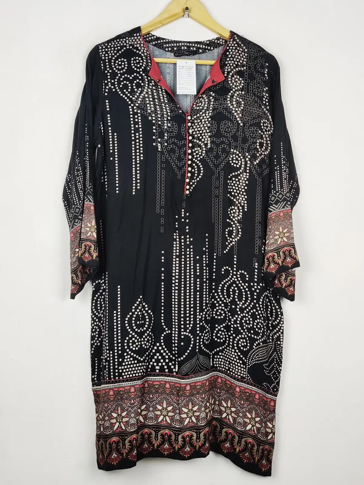 Buy online pre-used pre-loved 100% authentic & Original branded Al Karam (WBK-3680) available in Pakistan. Top international brands avilable.