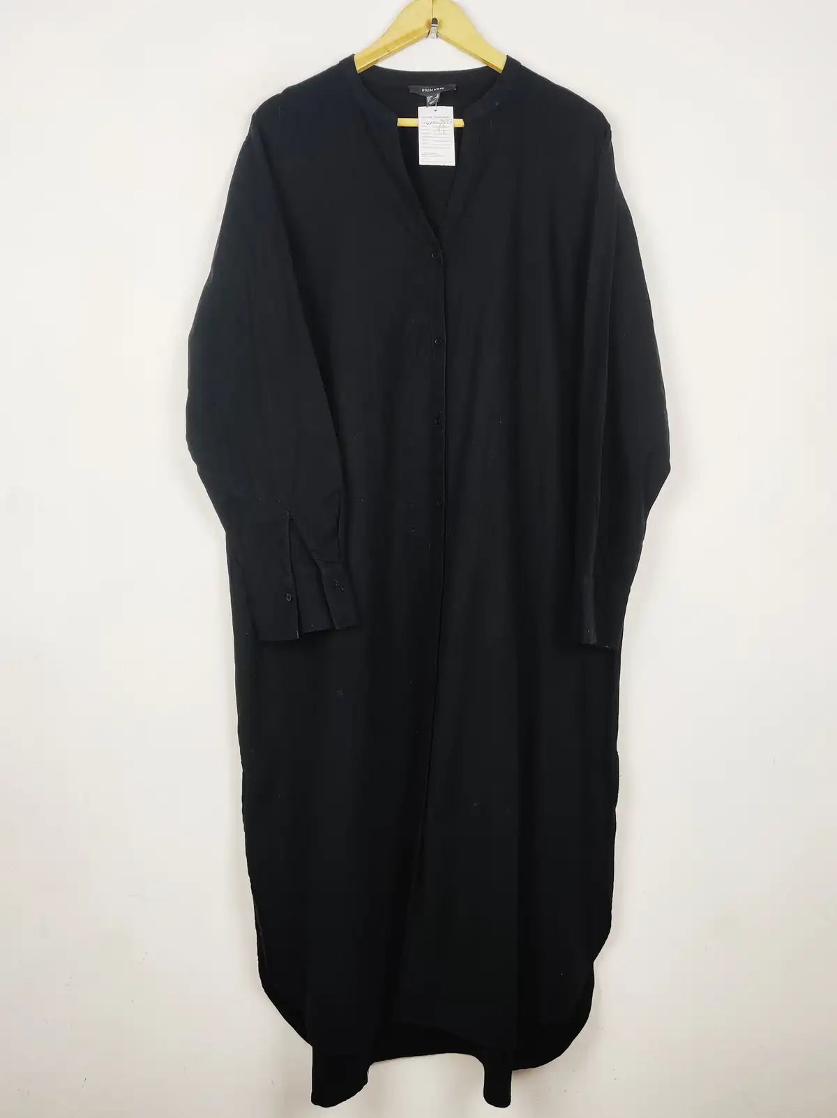 Buy online pre-used pre-loved 100% authentic & Original branded Primark (WBK-3693) available in Pakistan. Top international brands avilable.