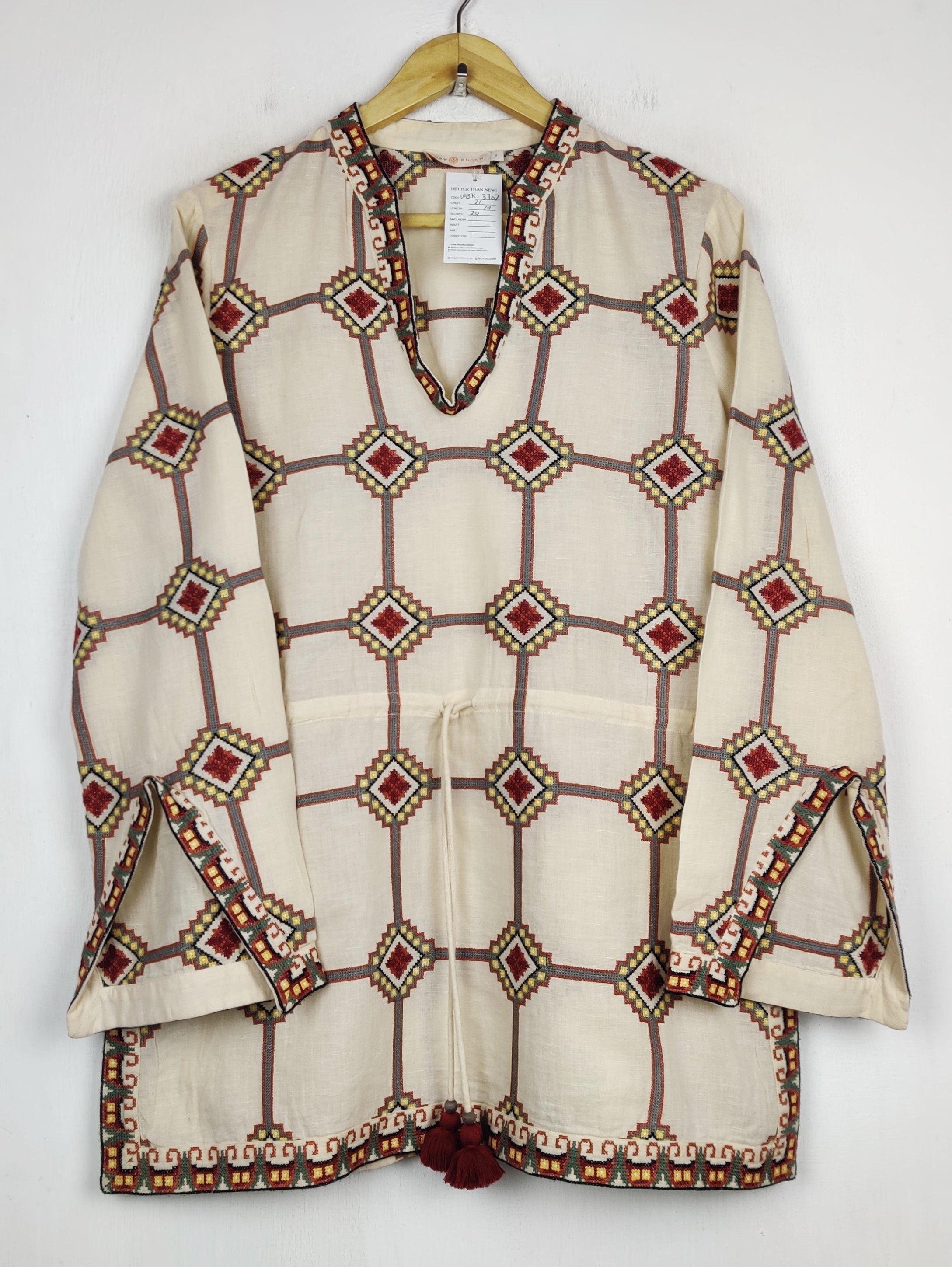 Buy online pre-used pre-loved 100% authentic & Original branded Tory Burch (WBK-3702) available in Pakistan. Top international brands avilable.