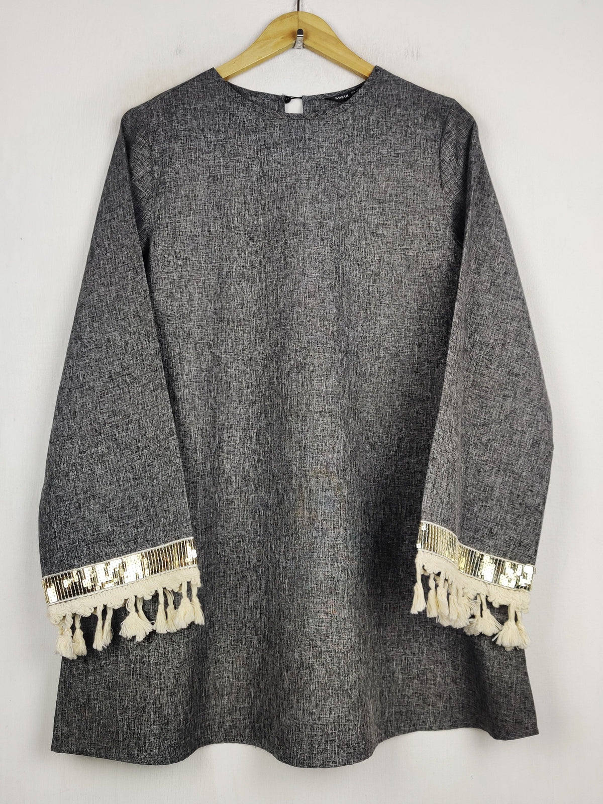 Buy online pre-used pre-loved 100% authentic & Original branded Shein (WBK-3709) available in Pakistan. Top international brands avilable.