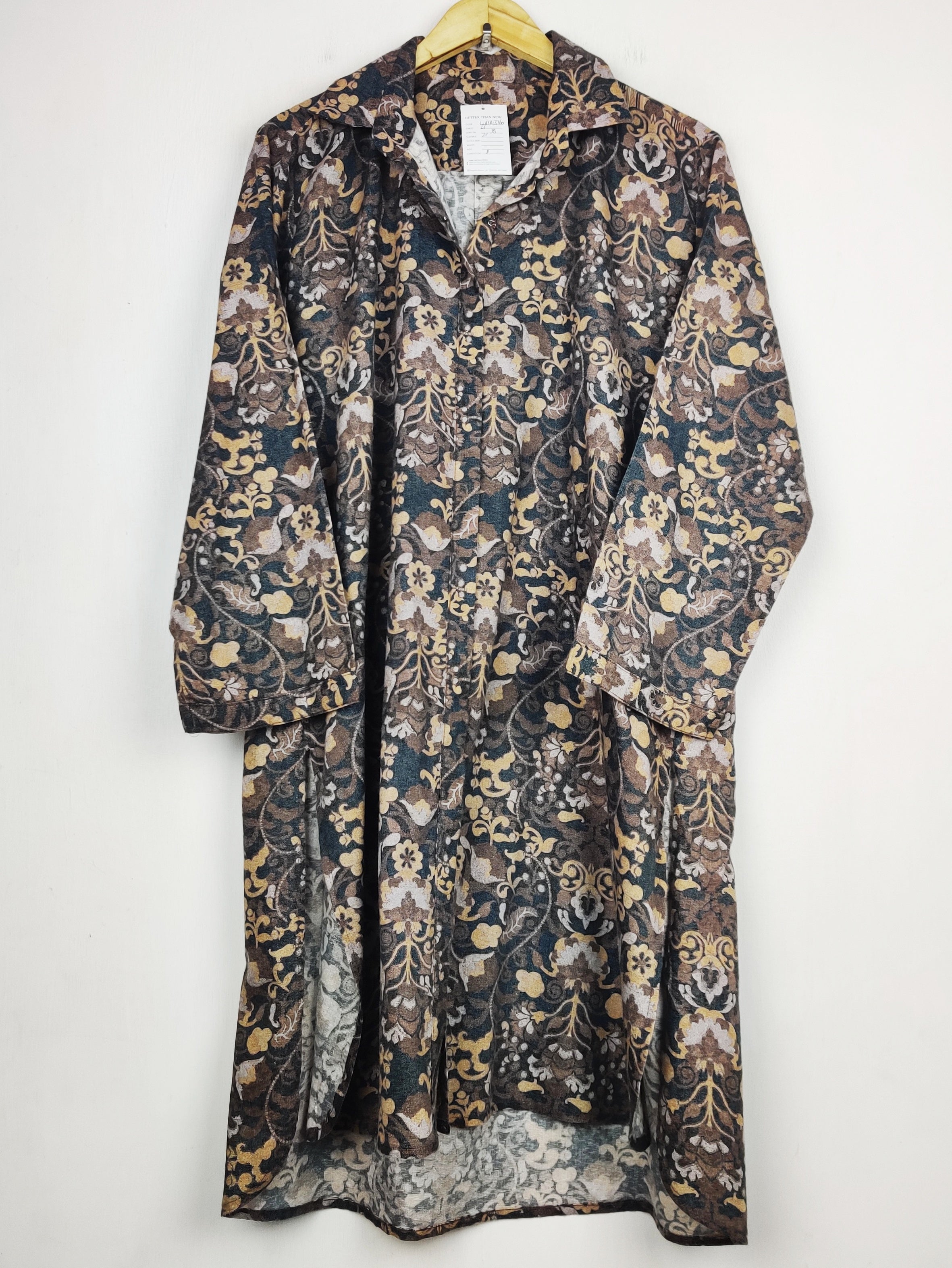 Buy online pre-used pre-loved 100% authentic & Original branded Unknown Brand (WBK-3760) available in Pakistan. Top international brands avilable.