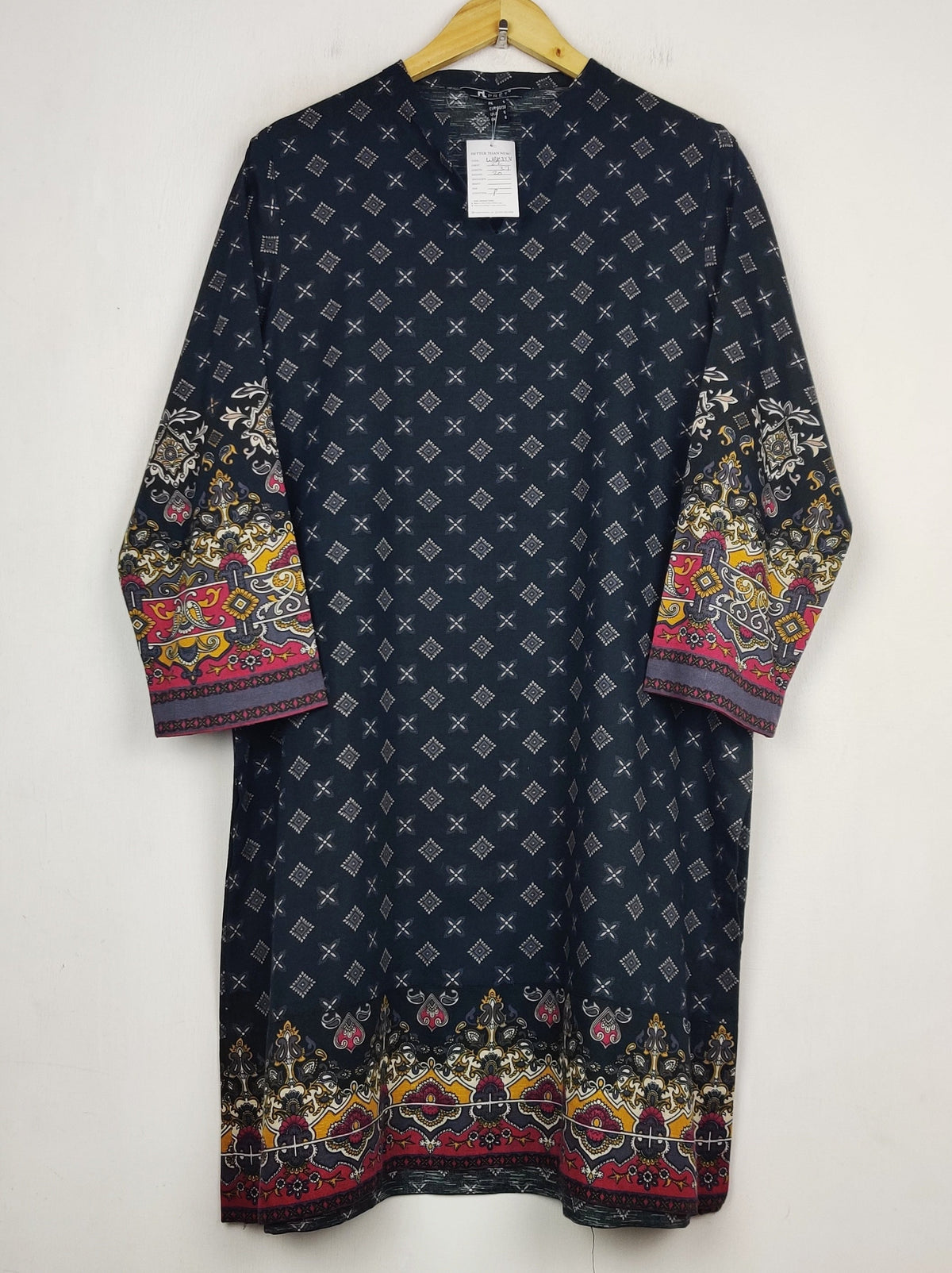 Buy online pre-used pre-loved 100% authentic & Original branded Nishat (WBK-3776) available in Pakistan. Top international brands avilable.