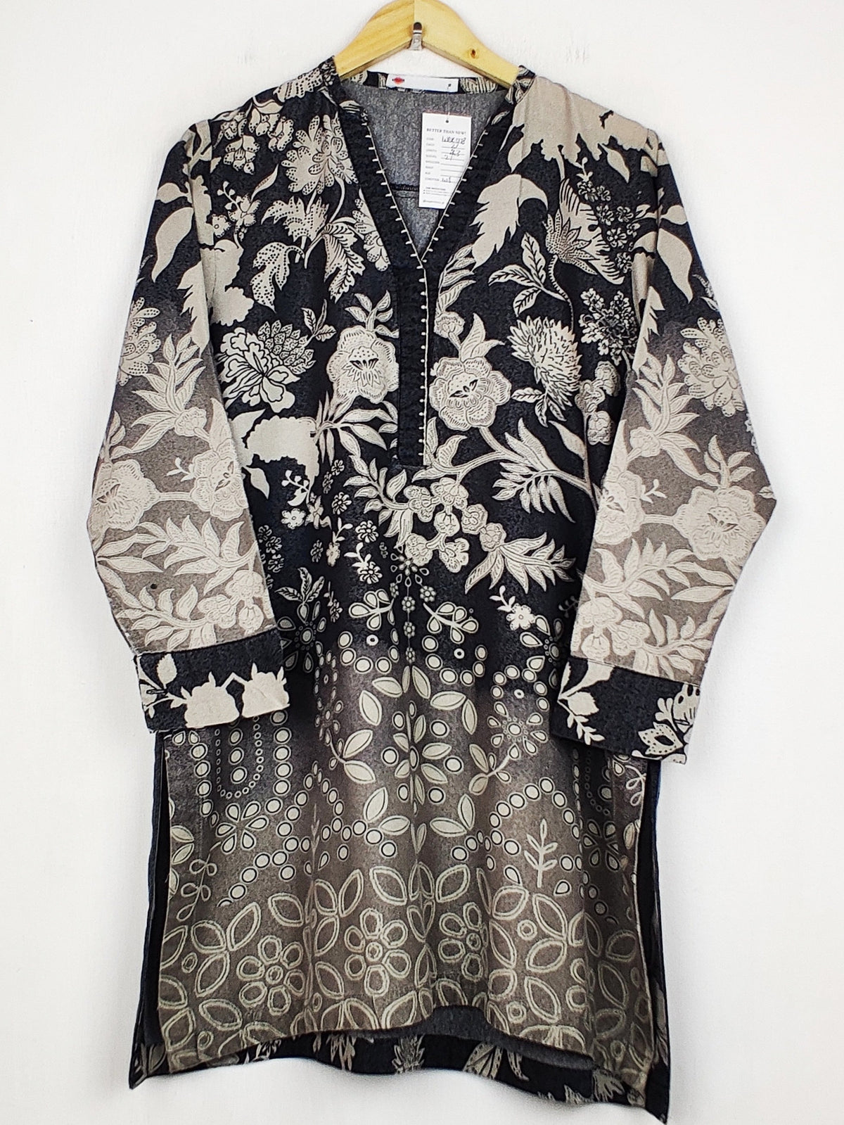 Buy online pre-used pre-loved 100% authentic & Original branded Khaadi (WBK-3778) available in Pakistan. Top international brands avilable.