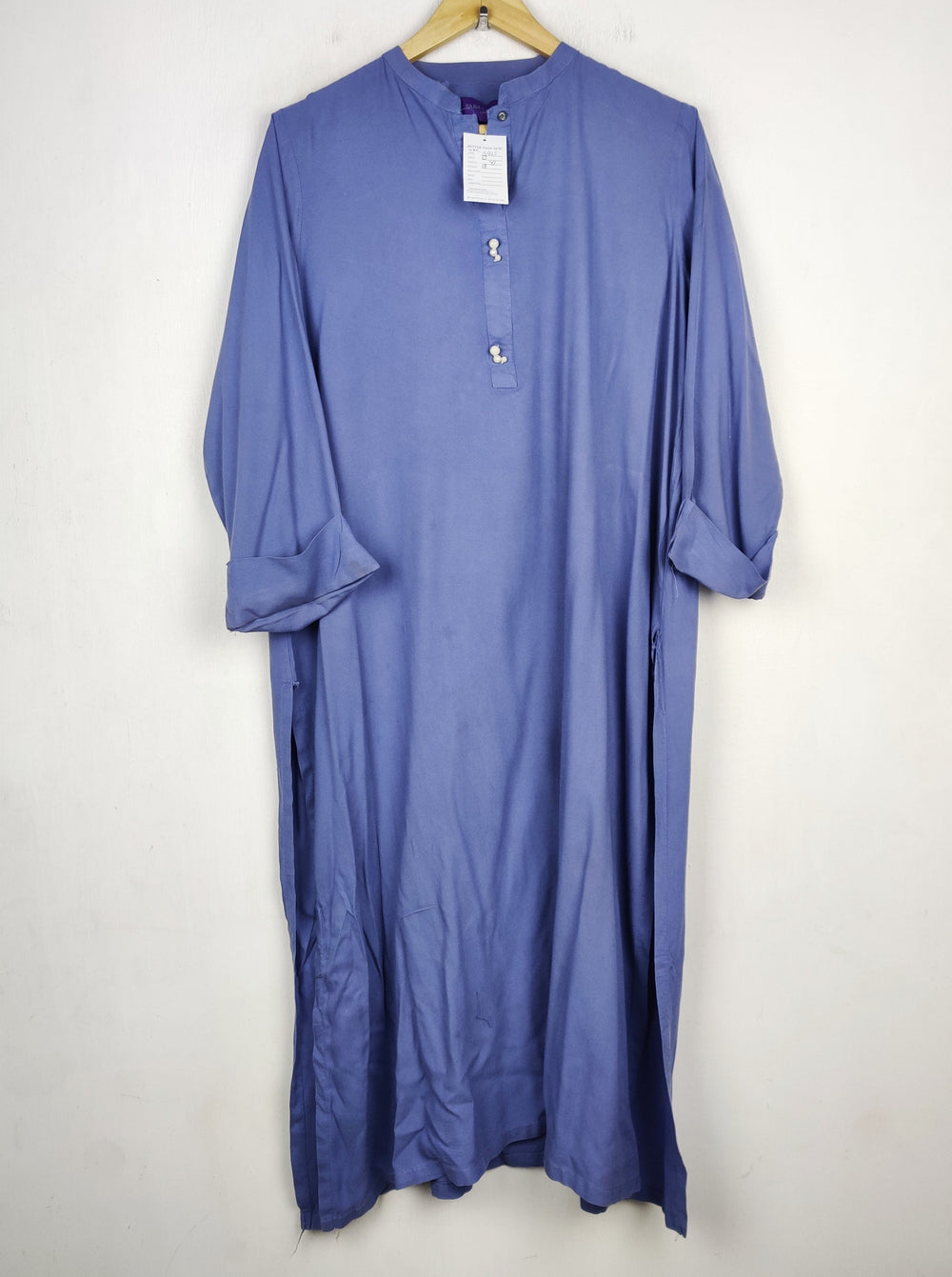 Buy online pre-used pre-loved 100% authentic & Original branded Sana Safinaz (WBK-3815) available in Pakistan. Top international brands avilable.