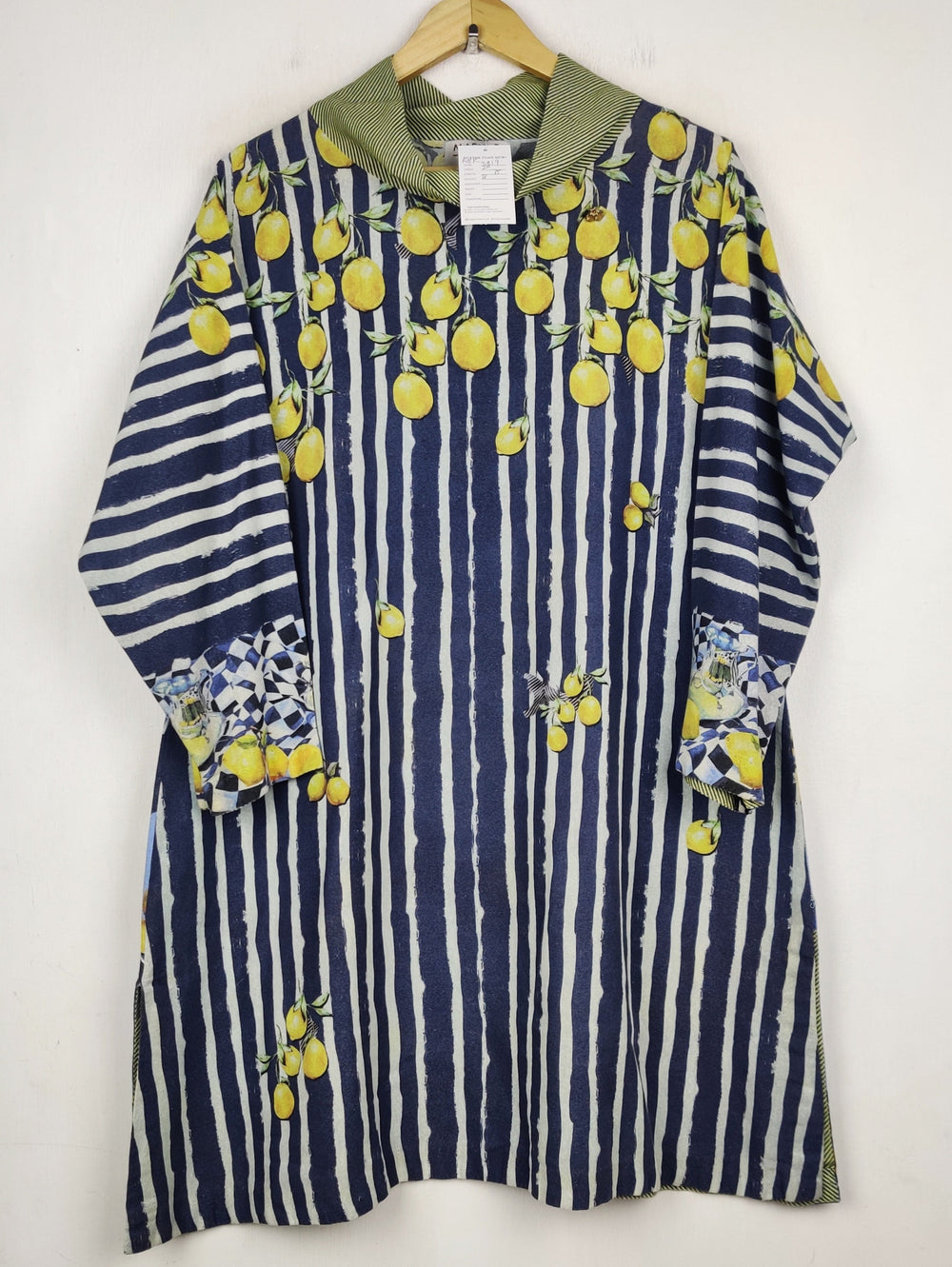Buy online pre-used pre-loved 100% authentic & Original branded Maria B (WBK-3819) available in Pakistan. Top international brands avilable.