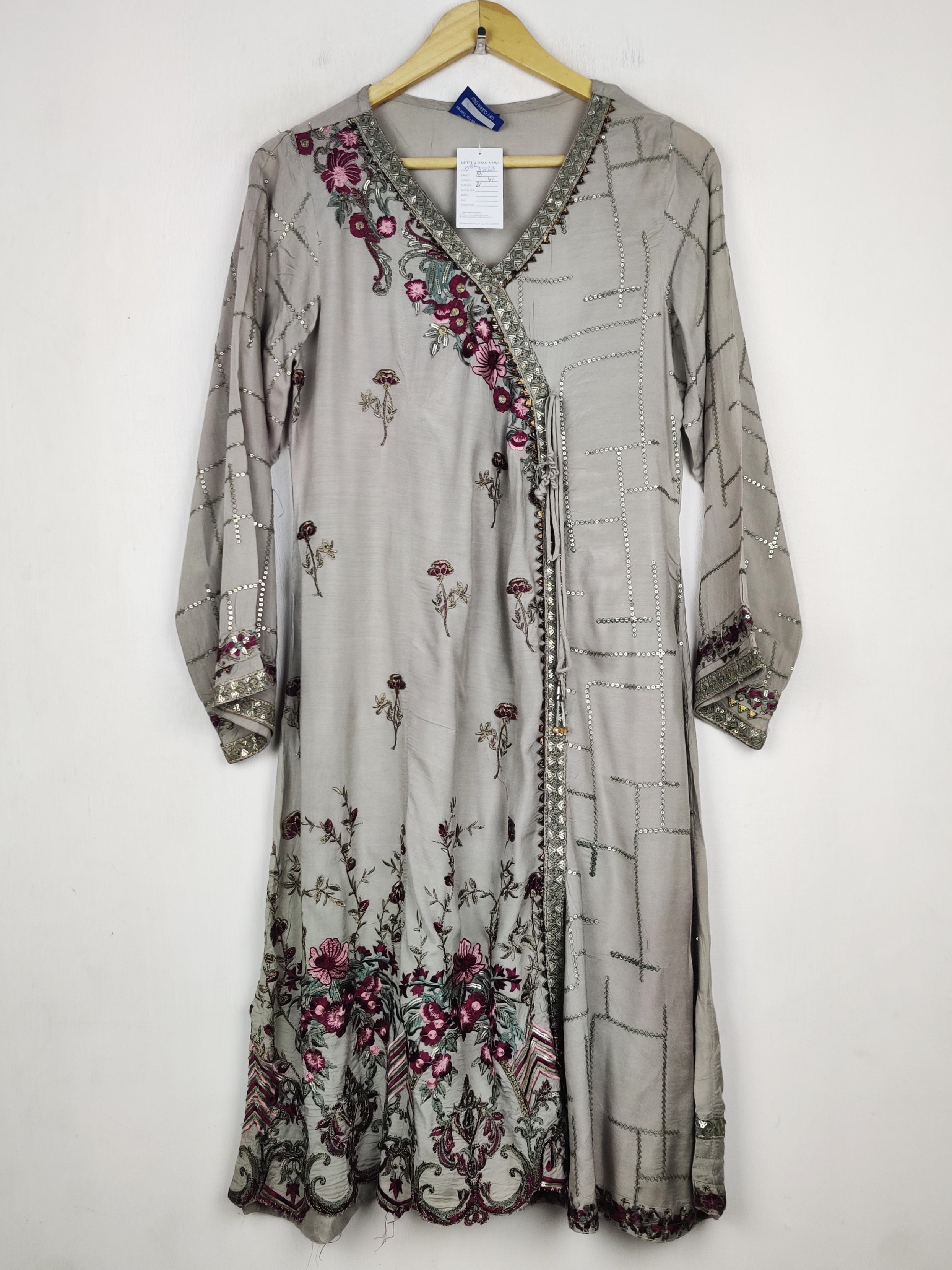Buy online pre-used pre-loved 100% authentic & Original branded Alrafy (WBK-3823) available in Pakistan. Top international brands avilable.