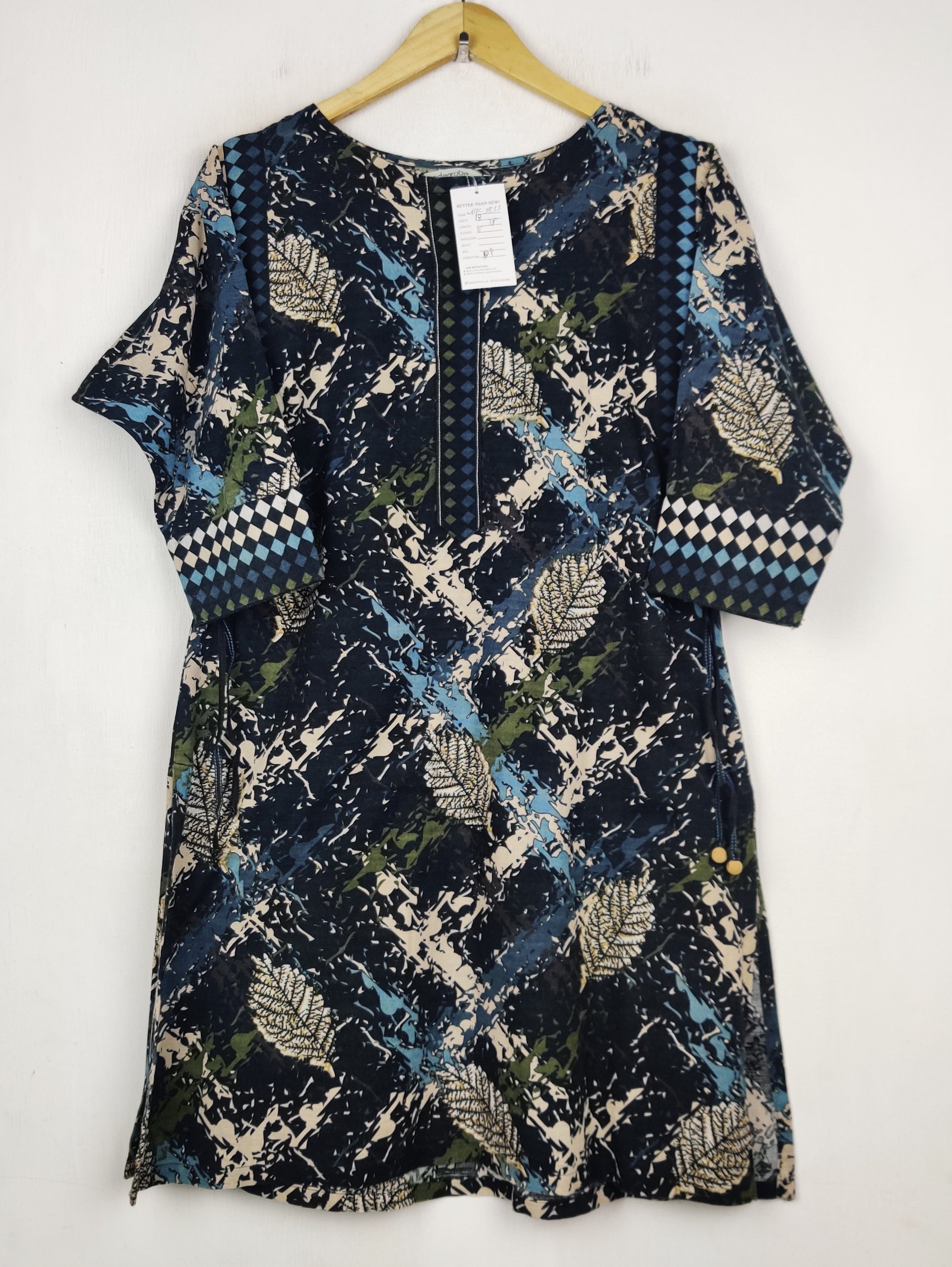 Buy online pre-used pre-loved 100% authentic & Original branded Edenrobe (WBK-3833) available in Pakistan. Top international brands avilable.