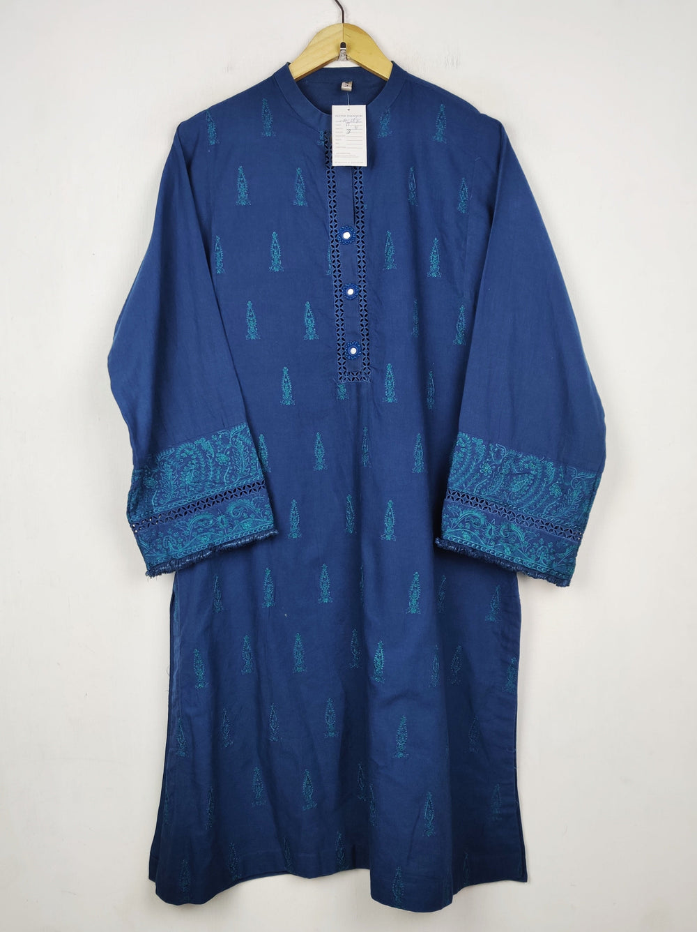Buy online pre-used pre-loved 100% authentic & Original branded Ethnic (WBK-3846) available in Pakistan. Top international brands avilable.