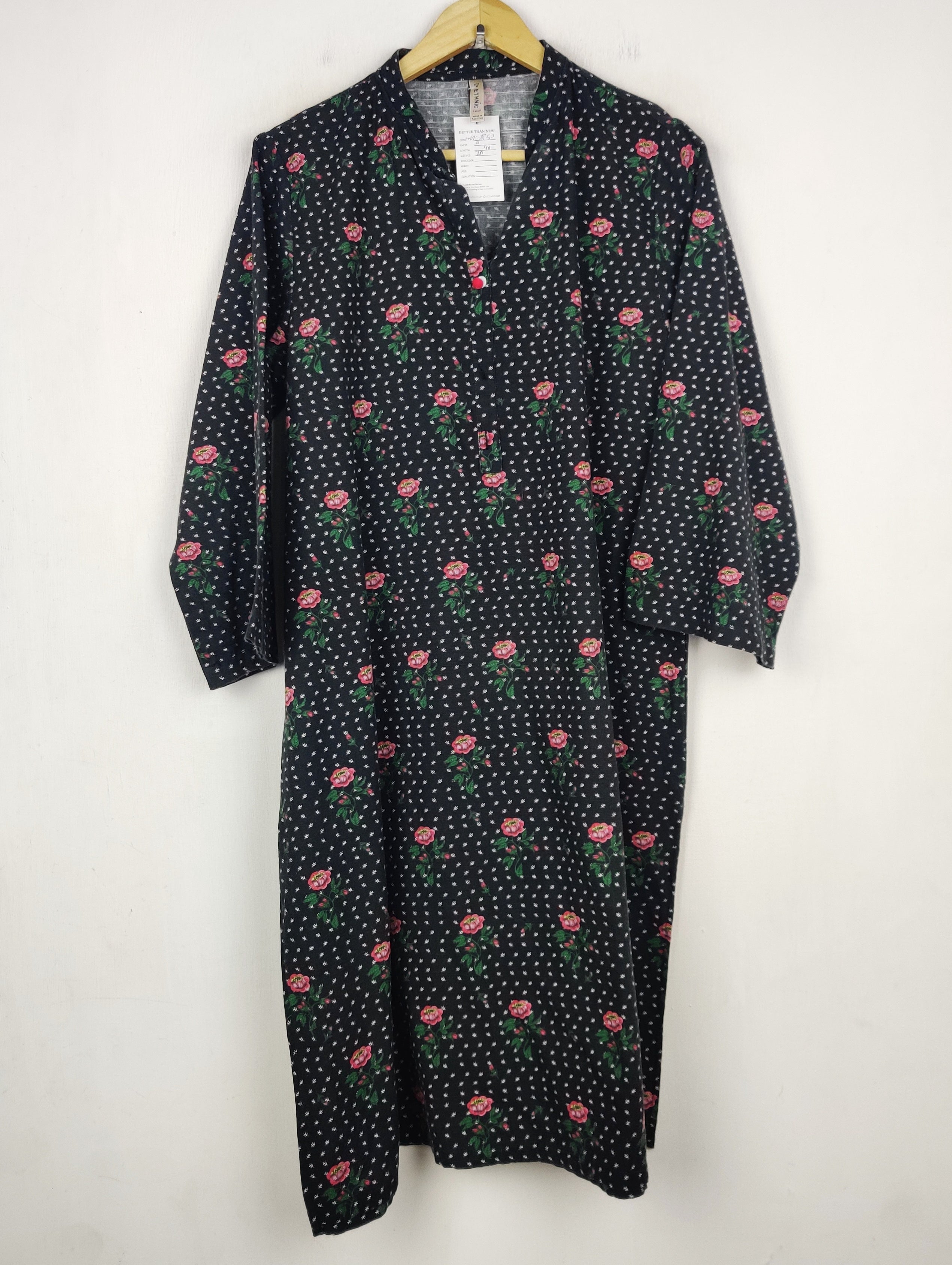 Buy online pre-used pre-loved 100% authentic & Original branded Ethnic (WBK-3853) available in Pakistan. Top international brands avilable.