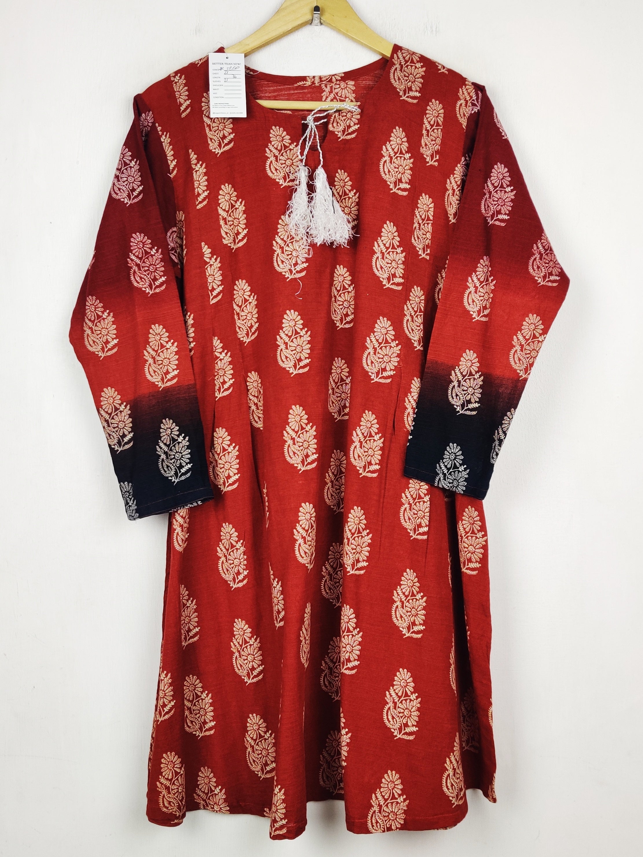 Buy online pre-used pre-loved 100% authentic & Original branded Unknown Brand (WBK-3860) available in Pakistan. Top international brands avilable.
