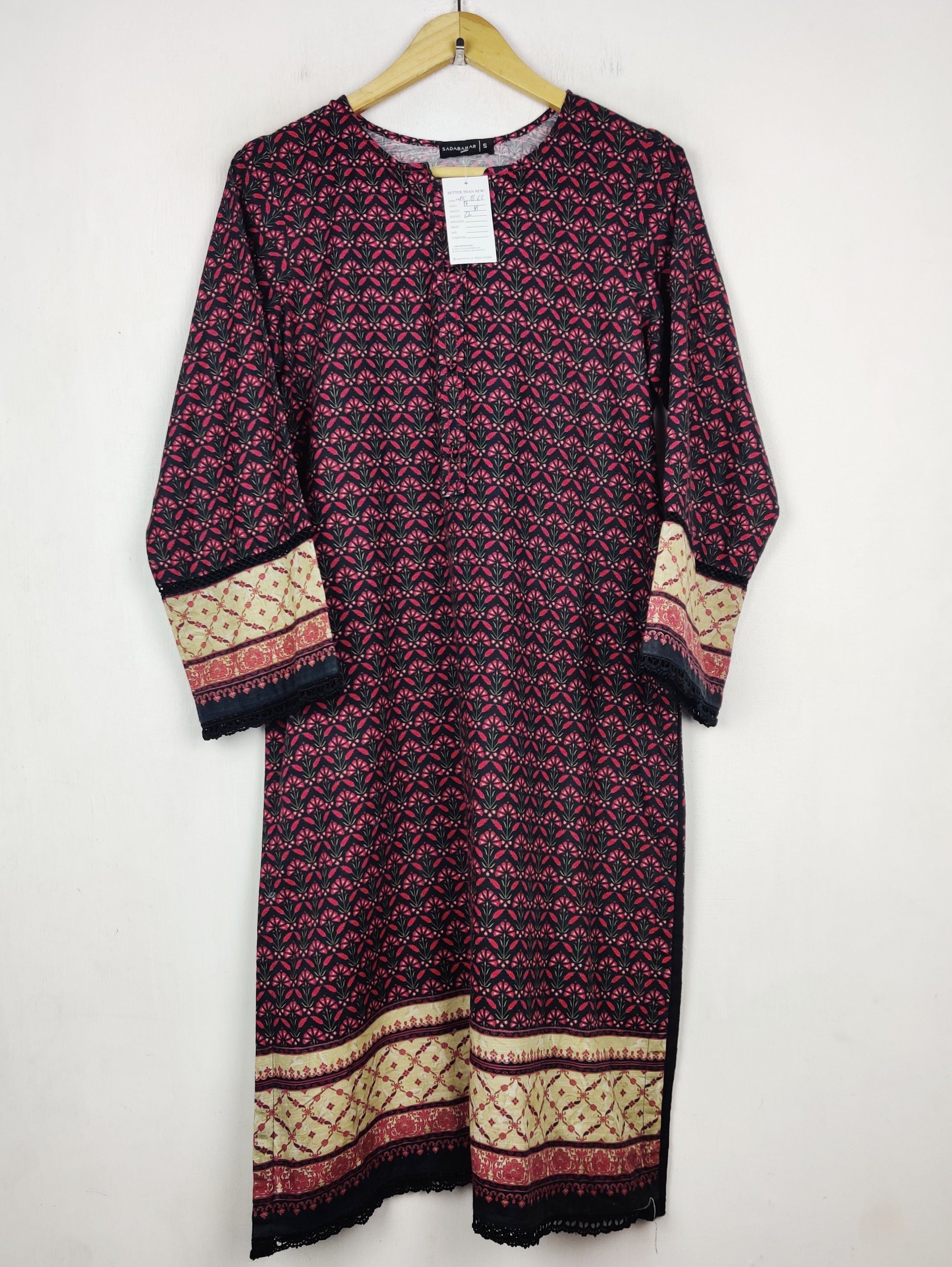 Buy online pre-used pre-loved 100% authentic & Original branded Sadabahar (WBK-3862) available in Pakistan. Top international brands avilable.