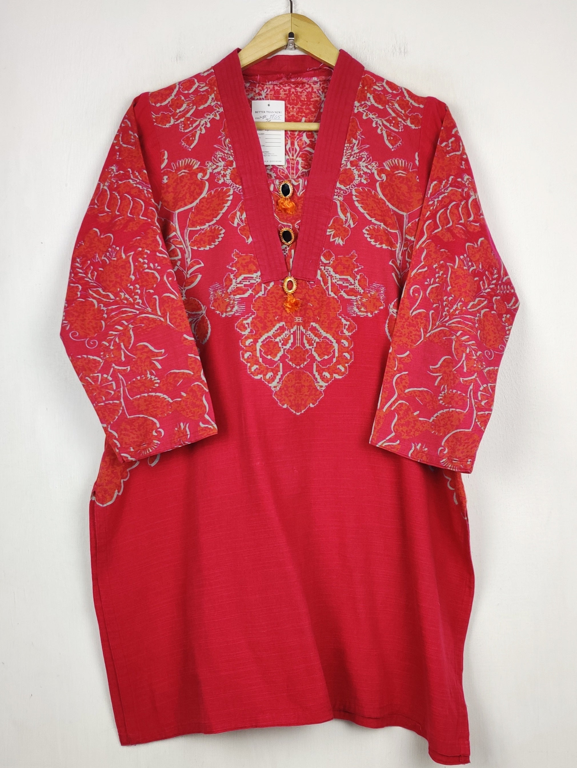 Buy online pre-used pre-loved 100% authentic & Original branded Unknown Brand (WBK-3865) available in Pakistan. Top international brands avilable.