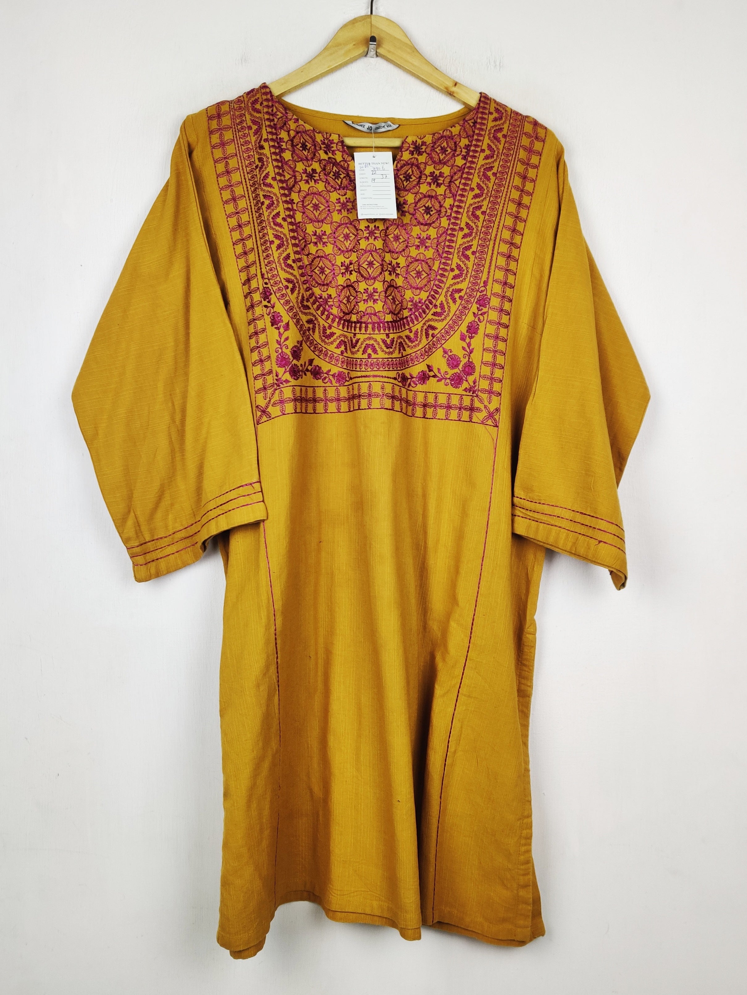 Buy online pre-used pre-loved 100% authentic & Original branded Beechtree (WBK-3906) available in Pakistan. Top international brands avilable.