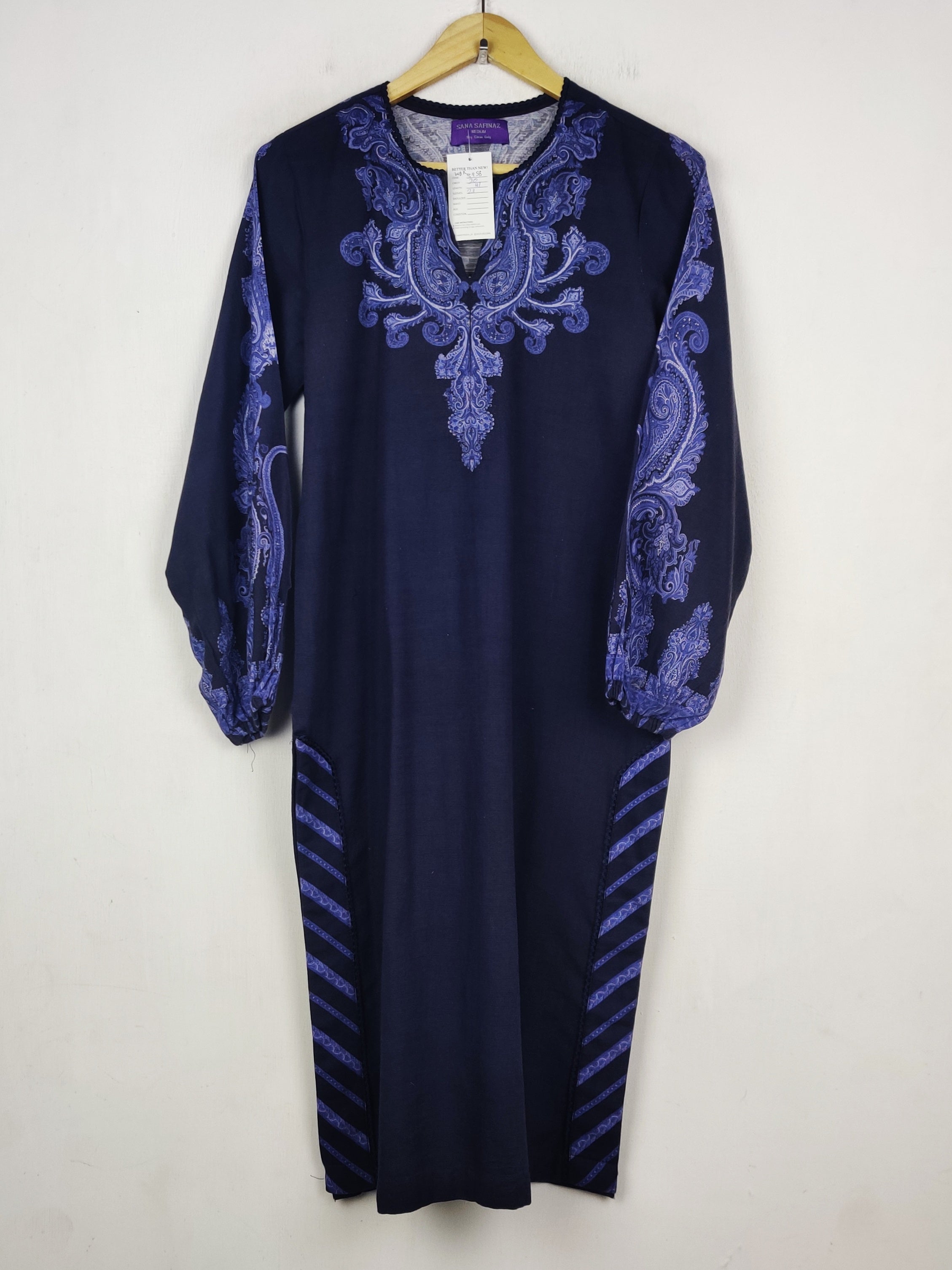 Buy online pre-used pre-loved 100% authentic & Original branded Sana Safinaz (WBK-3958) available in Pakistan. Top international brands avilable.