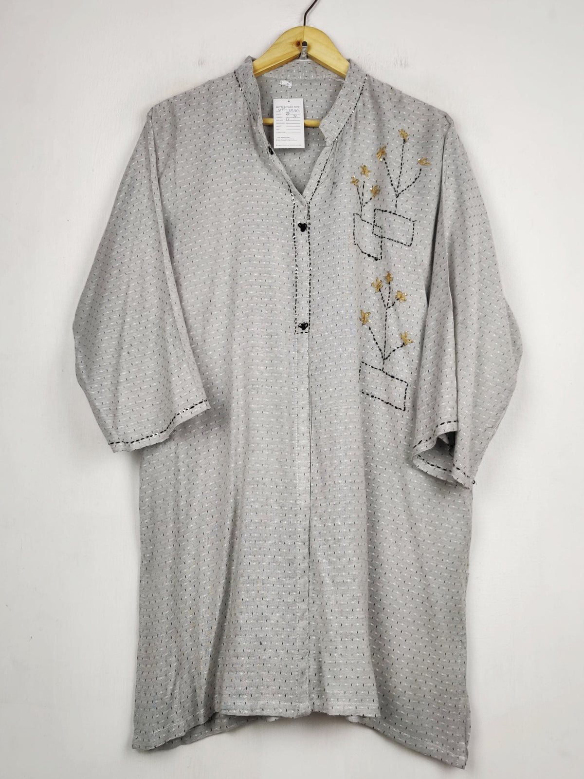 Buy online pre-used pre-loved 100% authentic & Original branded Unknown Brand (WBK-3984) available in Pakistan. Top international brands avilable.
