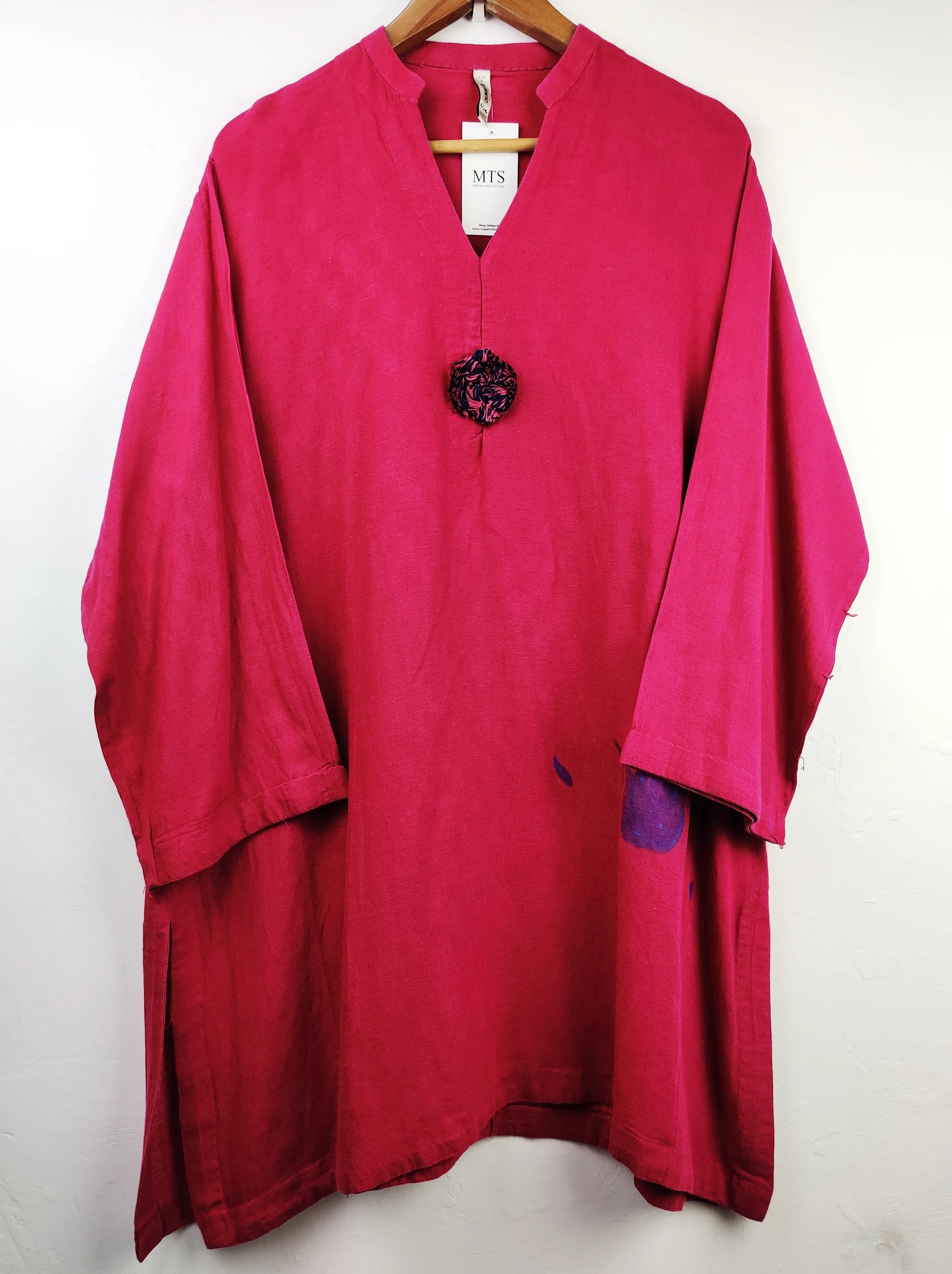 Buy online pre-used pre-loved 100% authentic & Original branded Ethnic (WBK-45) available in Pakistan. Top international brands avilable.