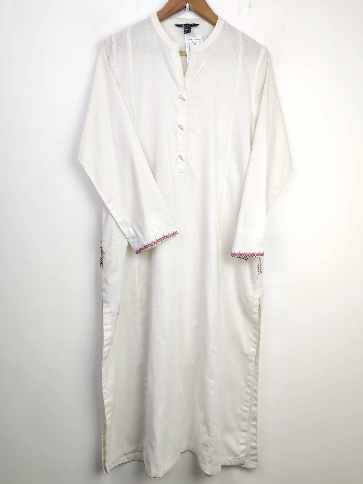 Buy online pre-used pre-loved 100% authentic & Original branded Nishat Linen (WBK-488) available in Pakistan. Top international brands avilable.