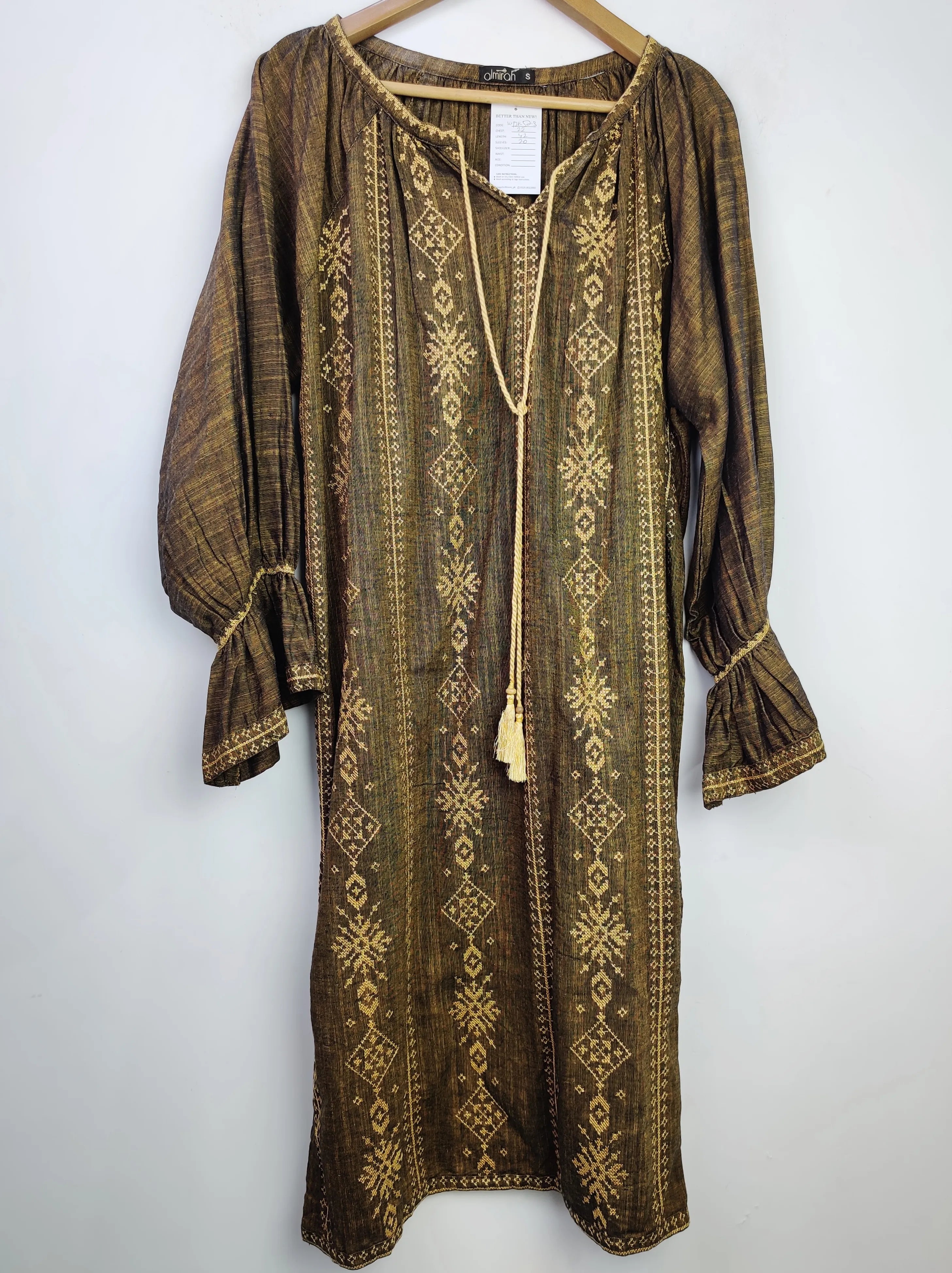 Almirah (WBK-523)