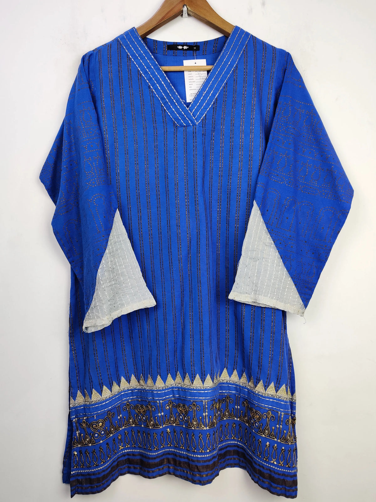 Buy online pre-used pre-loved 100% authentic & Original branded Khaadi (WBK-582) available in Pakistan. Top international brands avilable.