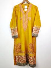 Buy online pre-used pre-loved 100% authentic & Original branded Khaadi (WBK-776) available in Pakistan. Top international brands avilable.