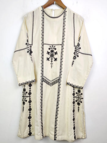 Buy online pre-used pre-loved 100% authentic & Original branded Ethnic (WBK-781) available in Pakistan. Top international brands avilable.