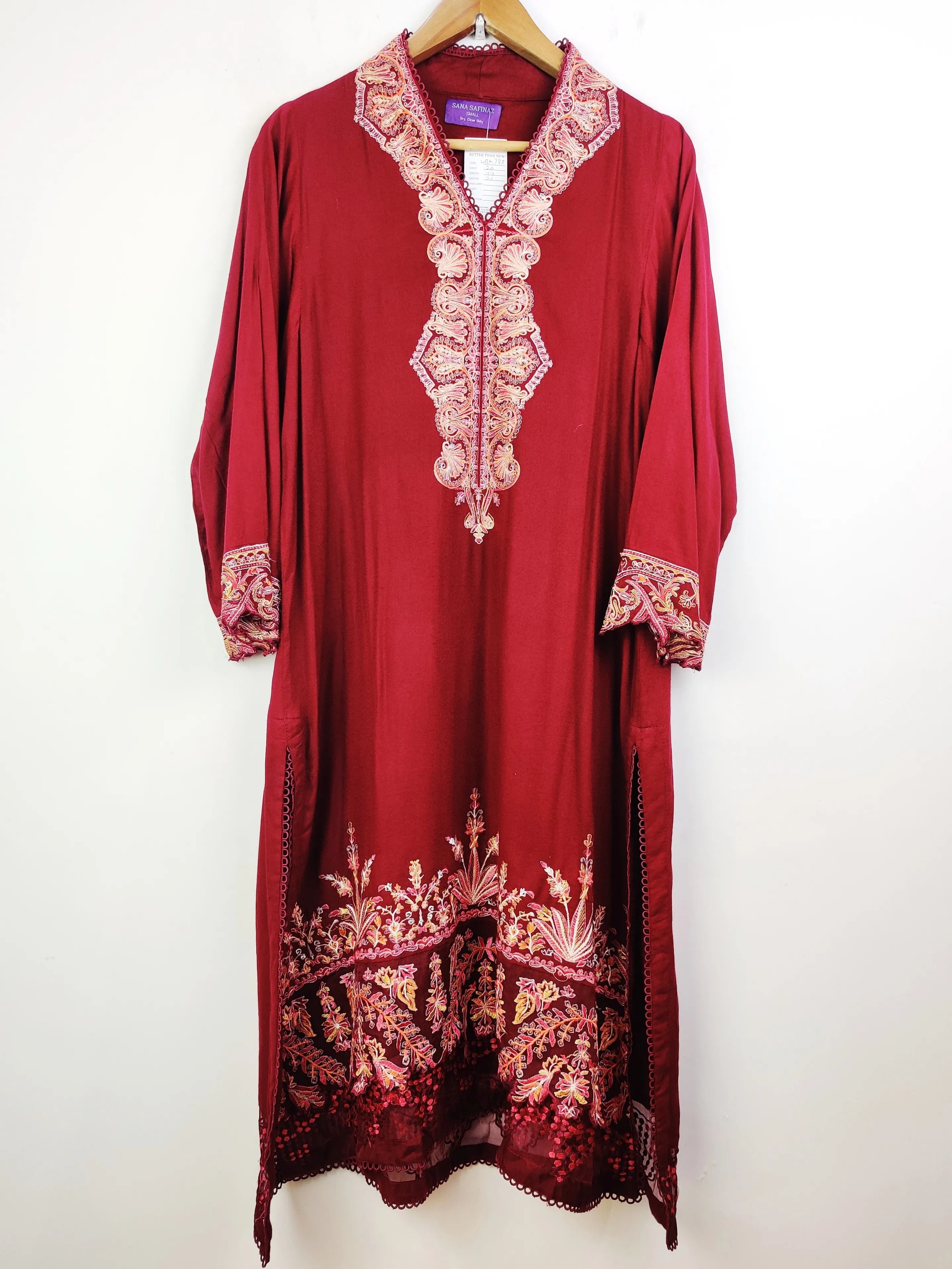 Buy online pre-used pre-loved 100% authentic & Original branded Sana Safinaz (WBK-788) available in Pakistan. Top international brands avilable.