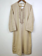 Buy online pre-used pre-loved 100% authentic & Original branded Khaadi (WBK-793) available in Pakistan. Top international brands avilable.