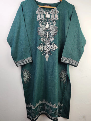 Buy online pre-used pre-loved 100% authentic & Original branded Jng Collection (WBK-79) available in Pakistan. Top international brands avilable.