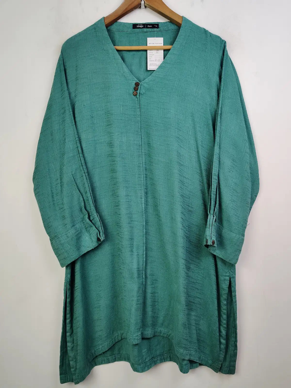 Buy online pre-used pre-loved 100% authentic & Original branded Image (WBK-833) available in Pakistan. Top international brands avilable.