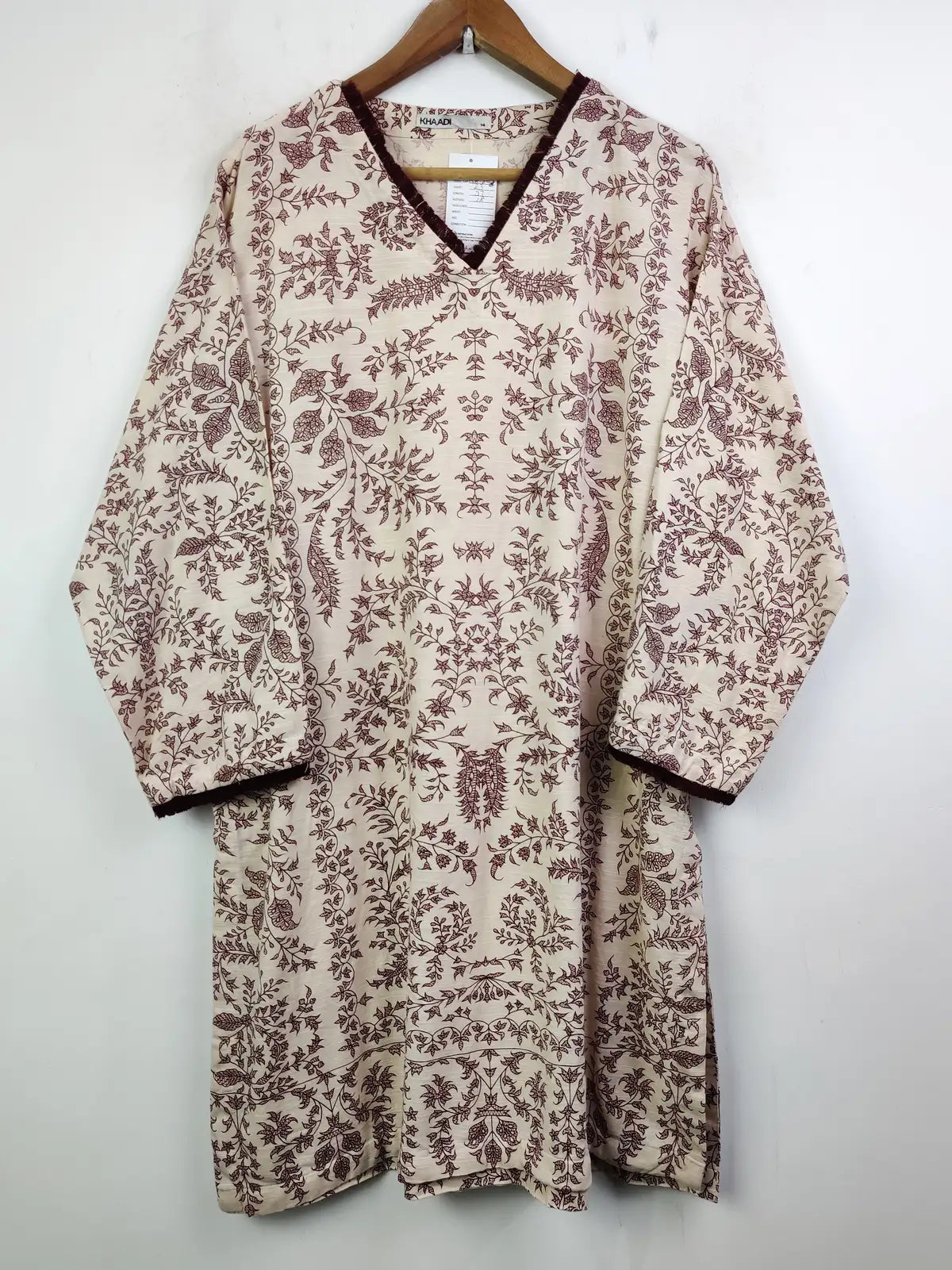 Buy online pre-used pre-loved 100% authentic & Original branded Khaadi (WBK-883) available in Pakistan. Top international brands avilable.