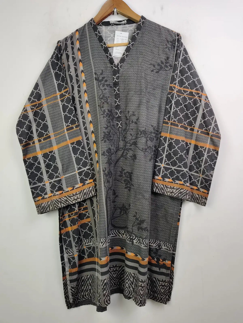Buy online pre-used pre-loved 100% authentic & Original branded Edenrobe (WBK-911) available in Pakistan. Top international brands avilable.