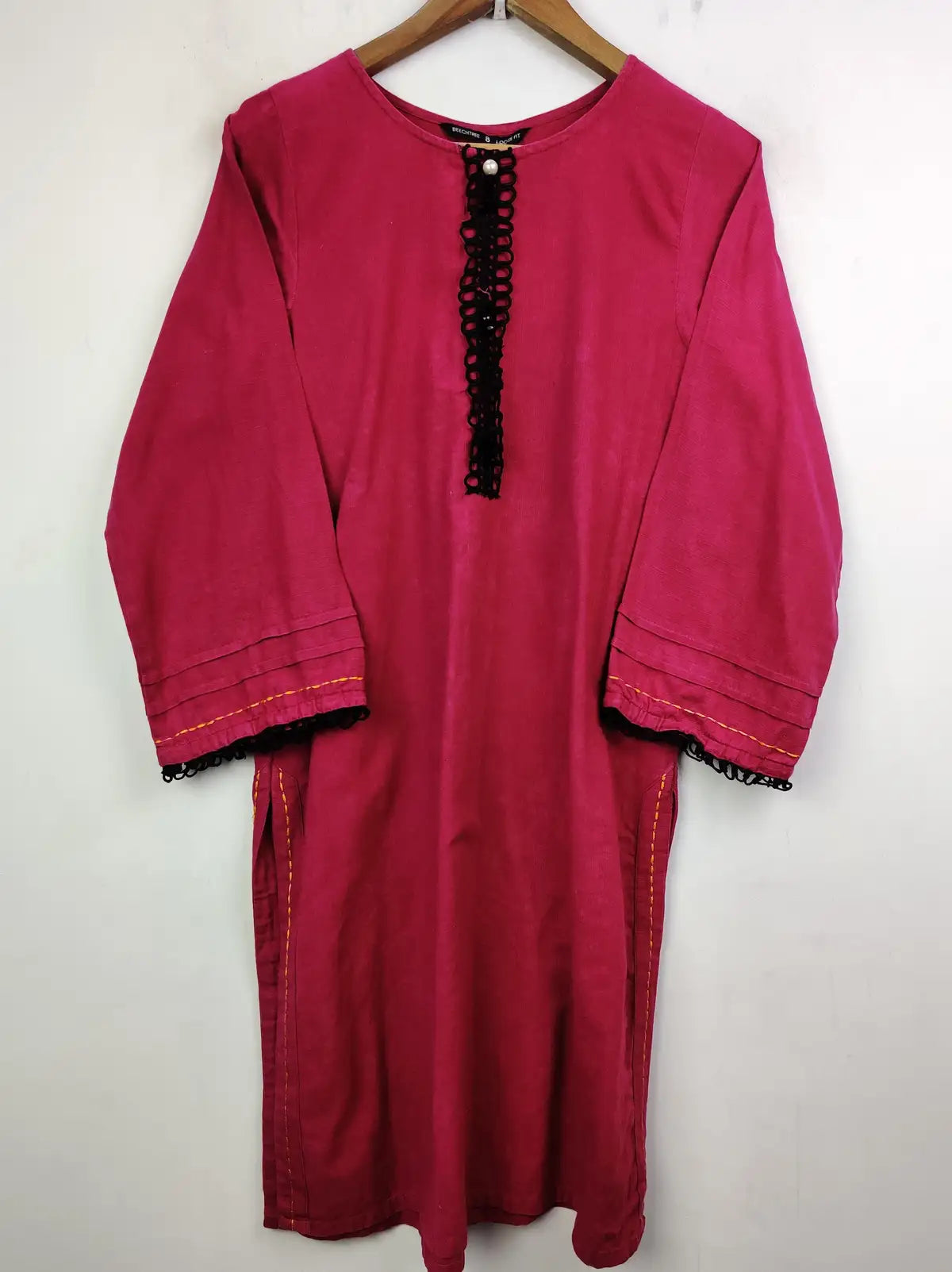Buy online pre-used pre-loved 100% authentic & Original branded Beechtree (WBK-949) available in Pakistan. Top international brands avilable.