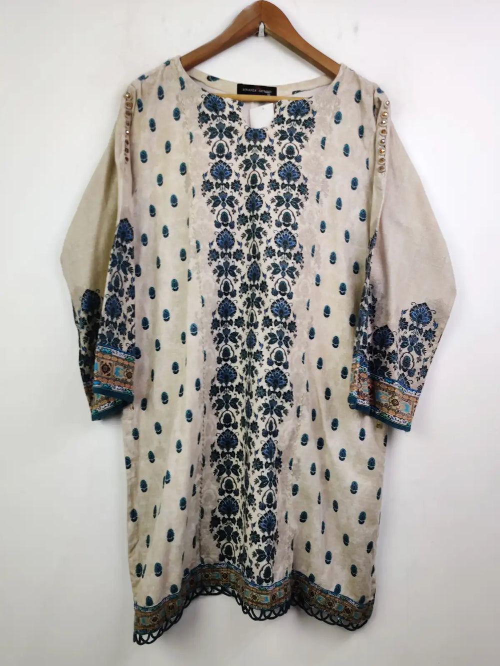 Buy online pre-used pre-loved 100% authentic & Original branded Bonanza Satrangi (WBK-968) available in Pakistan. Top international brands avilable.