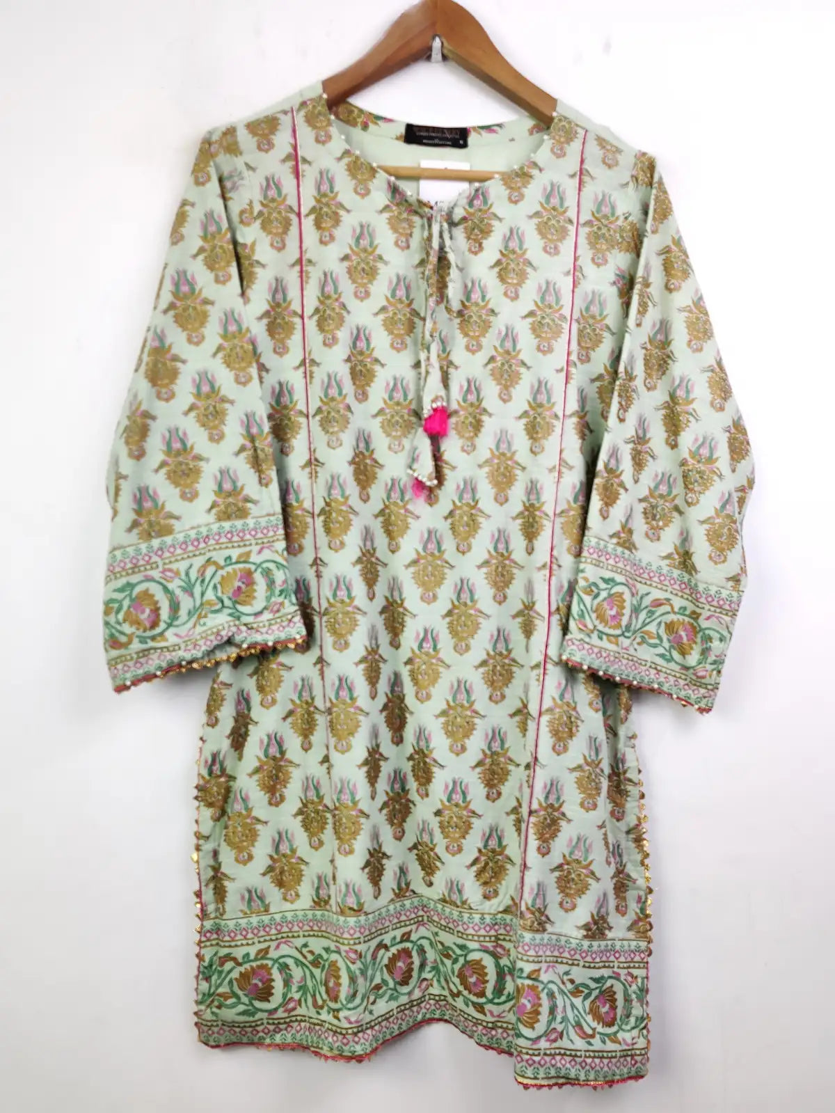 Buy online pre-used pre-loved 100% authentic & Original branded Bonanza Satrangi (WBK-969) available in Pakistan. Top international brands avilable.