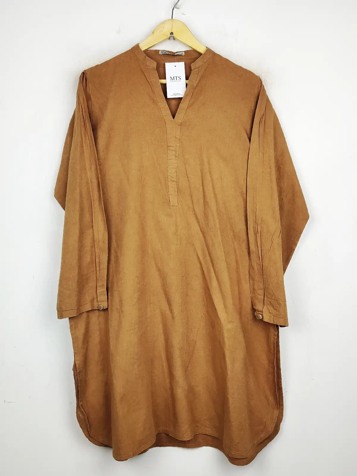 Buy online pre-used pre-loved 100% authentic & Original branded Khaadi (WBK-998) available in Pakistan. Top international brands avilable.