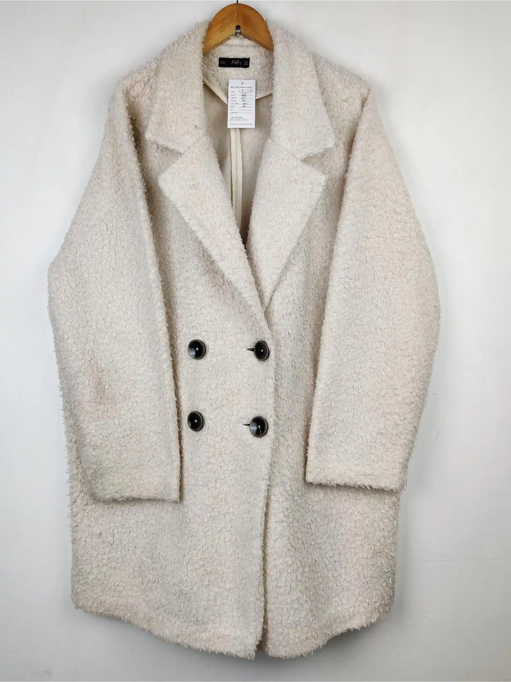 Buy online pre-used pre-loved 100% authentic & Original branded F&F (WC-1568) available in Pakistan. Top international brands avilable.