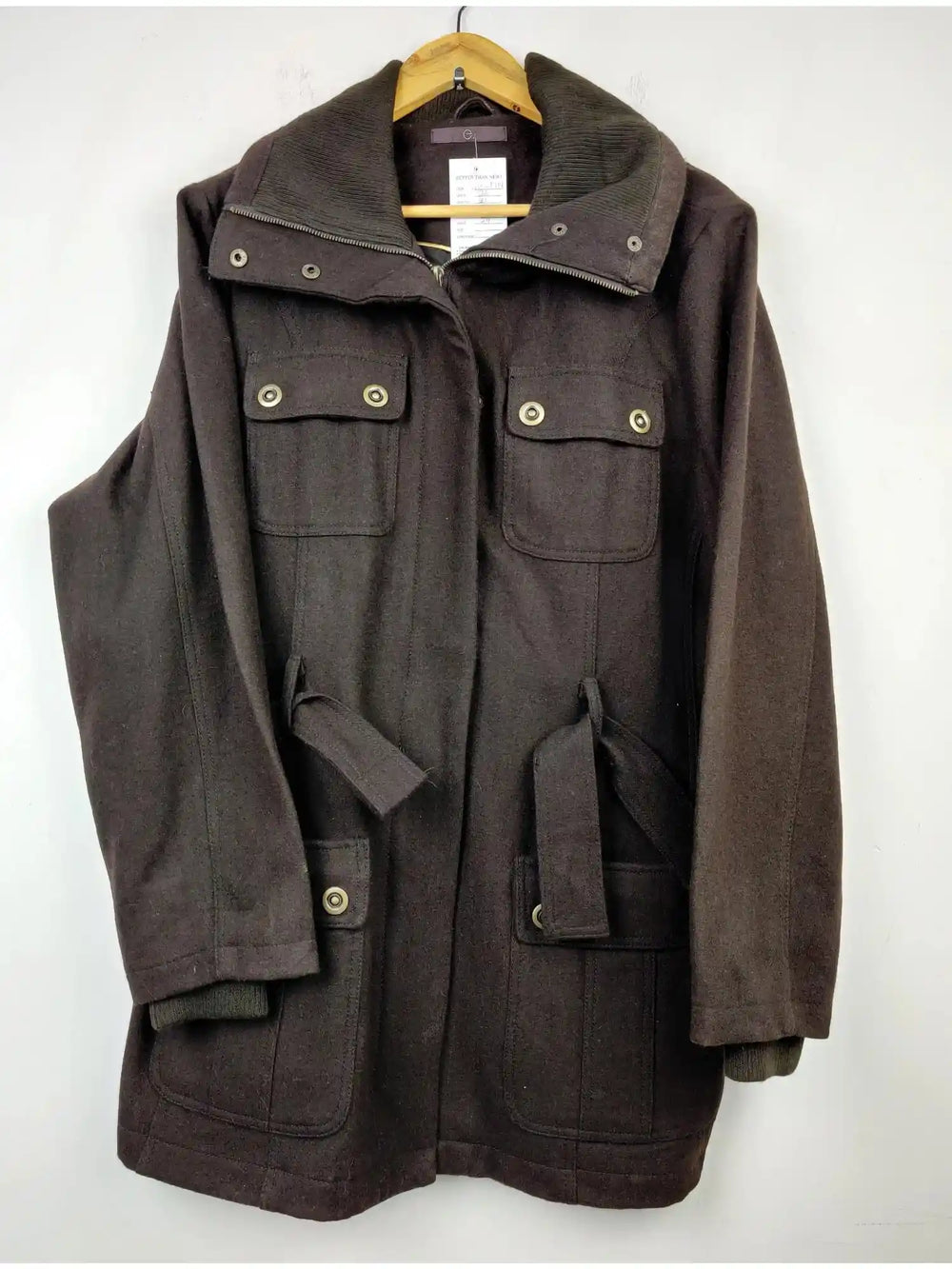 Buy online pre-used pre-loved 100% authentic & Original branded Wool Polyester (WC-1714) available in Pakistan. Top international brands avilable.