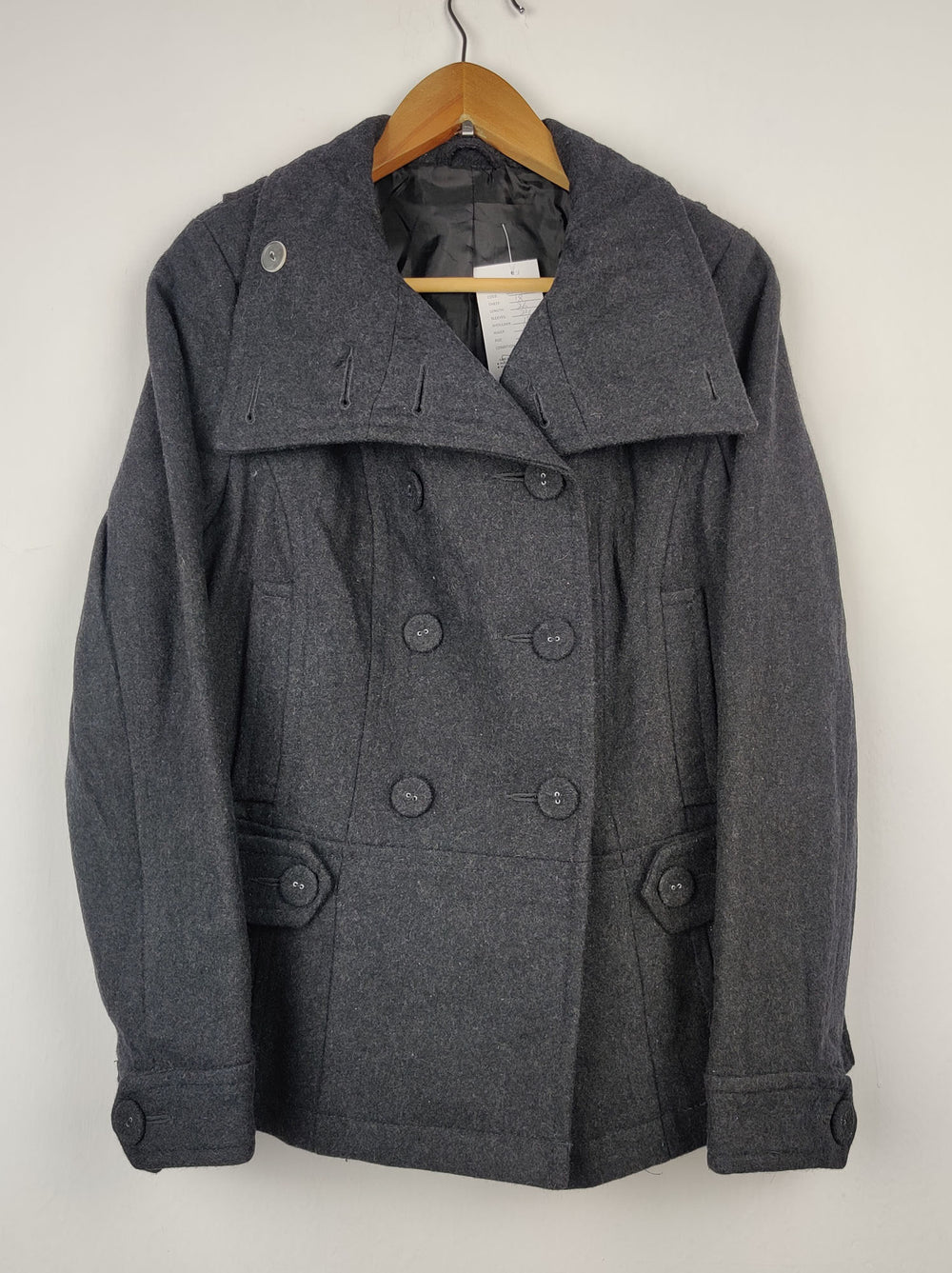 Buy online pre-used pre-loved 100% authentic & Original branded Unknown Brand (WC-1824) available in Pakistan. Top international brands avilable.