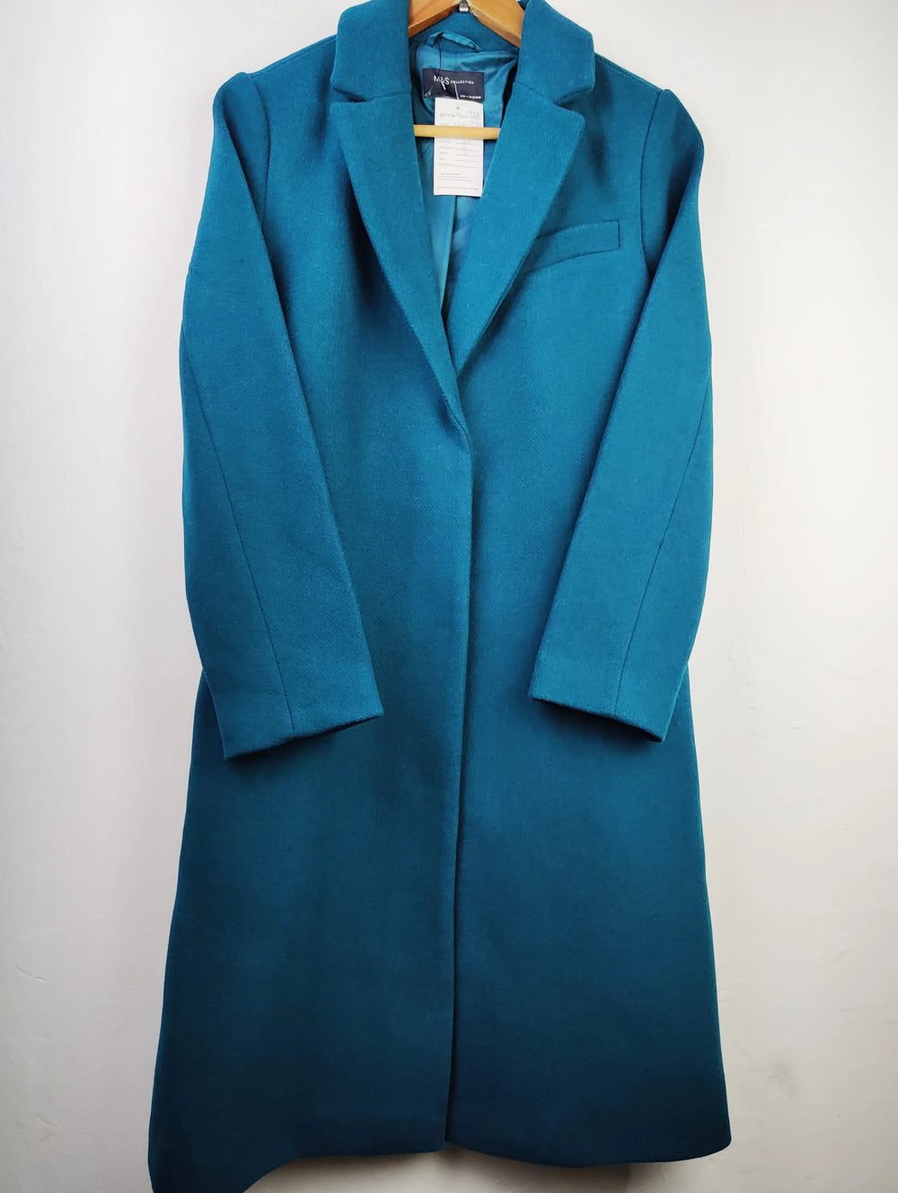 Buy online pre-used pre-loved 100% authentic & Original branded Marks & Spencer (WC-1968) available in Pakistan. Top international brands avilable.