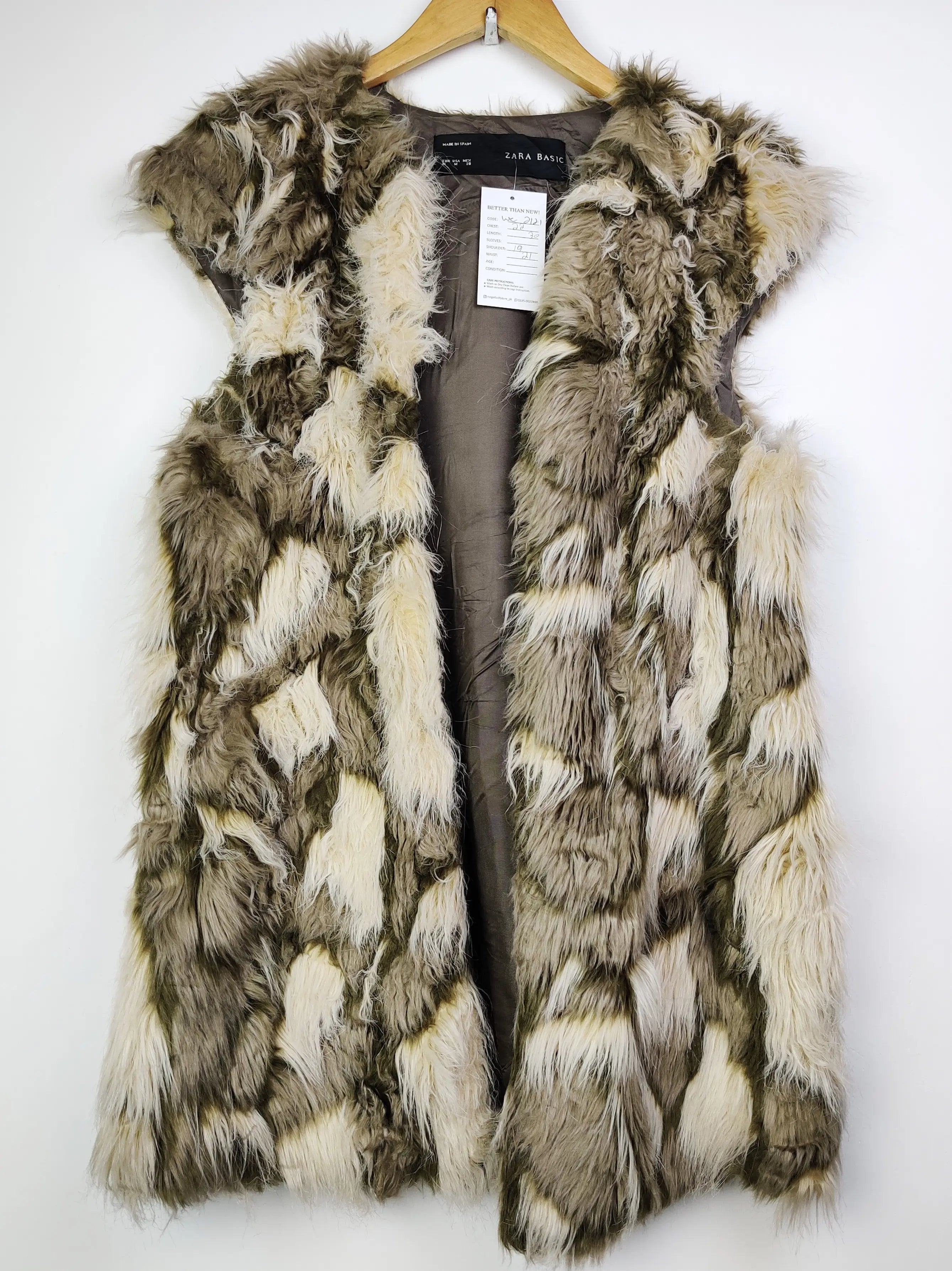 Buy online pre-used pre-loved 100% authentic & Original branded Zara (WC-2121) available in Pakistan. Top international brands avilable.