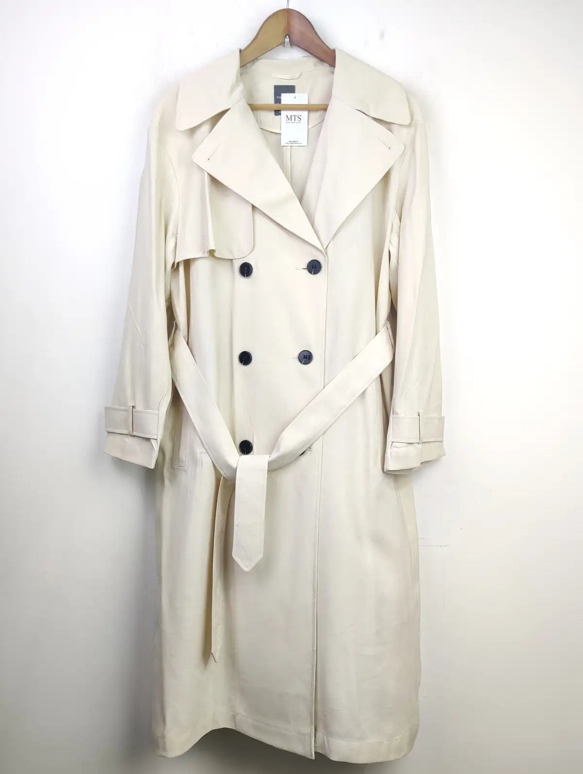 Buy online pre-used pre-loved 100% authentic & Original branded Primark (WC-2389) available in Pakistan. Top international brands avilable.