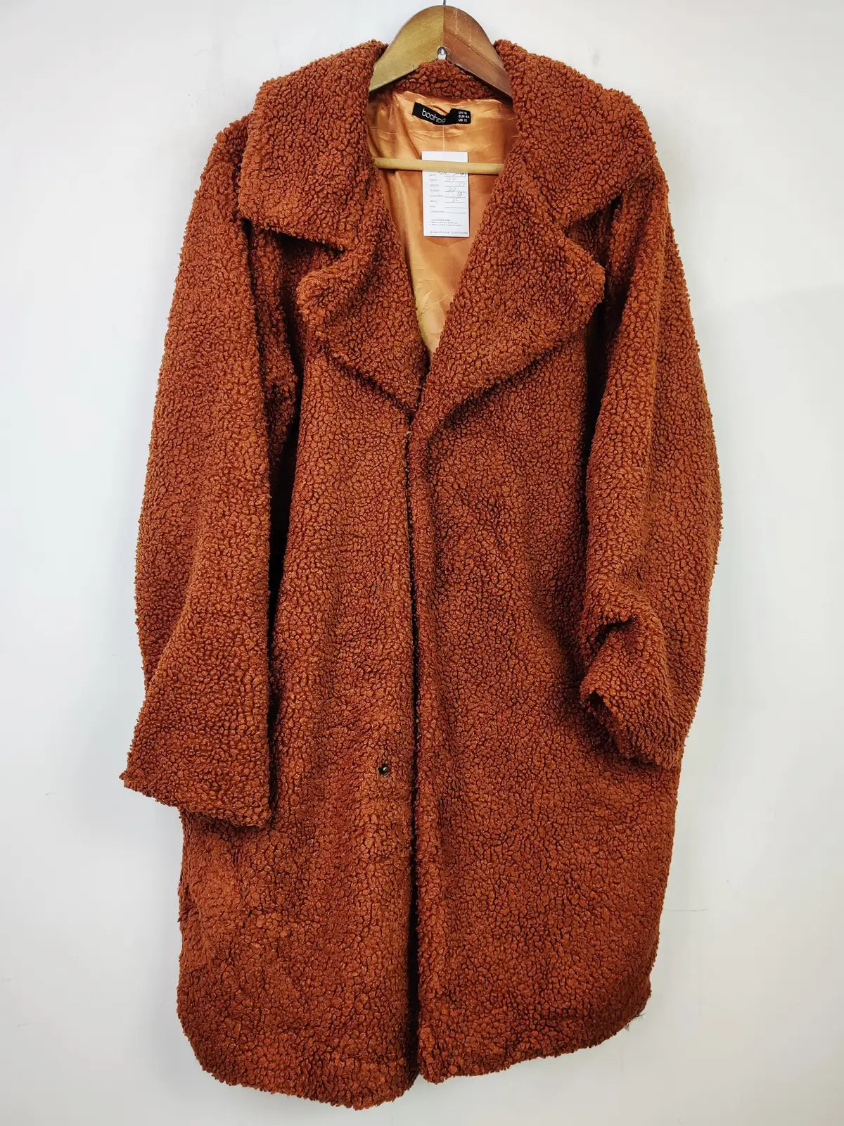 Buy online pre-used pre-loved 100% authentic & Original branded Boohoo (WC-2401) available in Pakistan. Top international brands avilable.