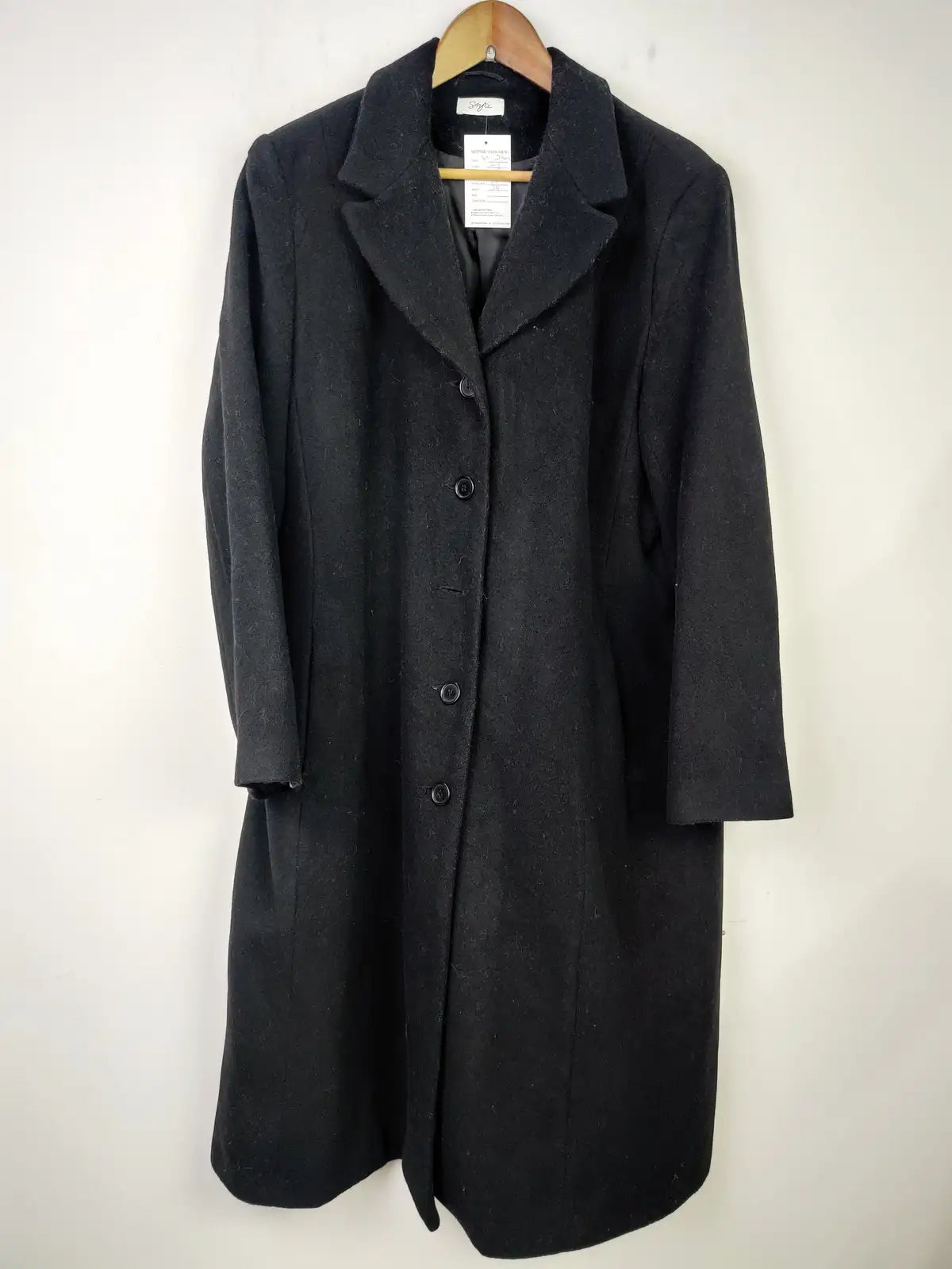 Buy online pre-used pre-loved 100% authentic & Original branded Style (WC-2404) available in Pakistan. Top international brands avilable.