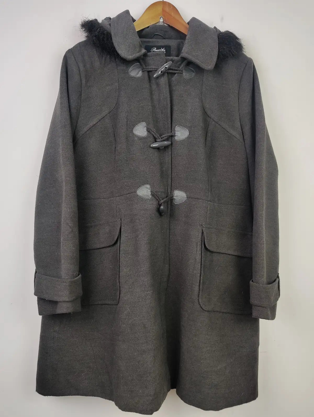 Buy online pre-used pre-loved 100% authentic & Original branded Peacocks (WC-2408) available in Pakistan. Top international brands avilable.