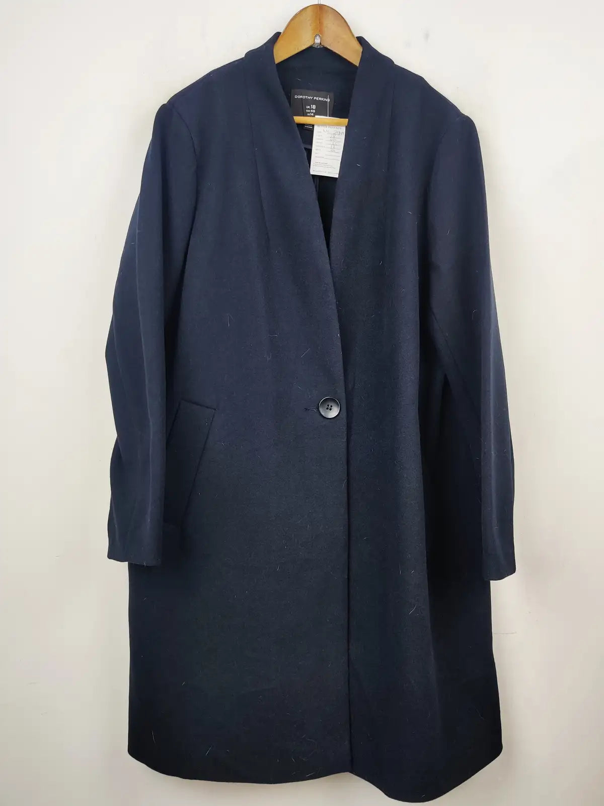 Buy online pre-used pre-loved 100% authentic & Original branded Dorothy Perkins (WC-2449) available in Pakistan. Top international brands avilable.